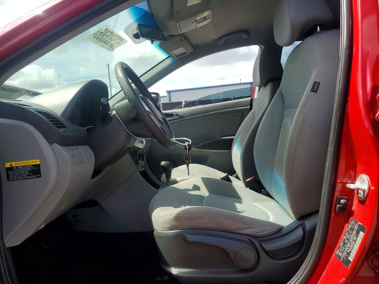 2016 Hyundai Accent Se Красный vin: KMHCT4AE7GU158419