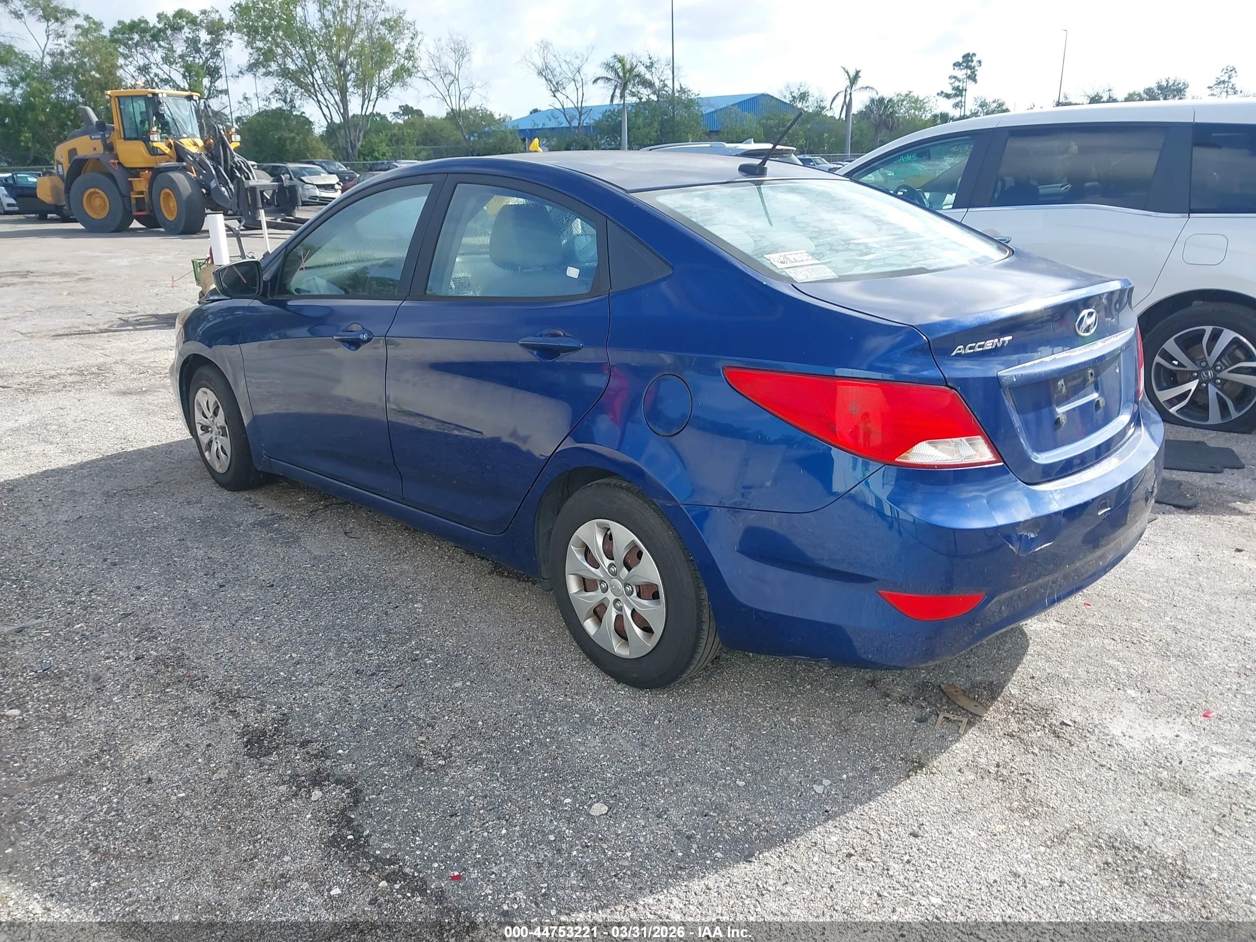 2016 Hyundai Accent Se Синий vin: KMHCT4AE7GU983473