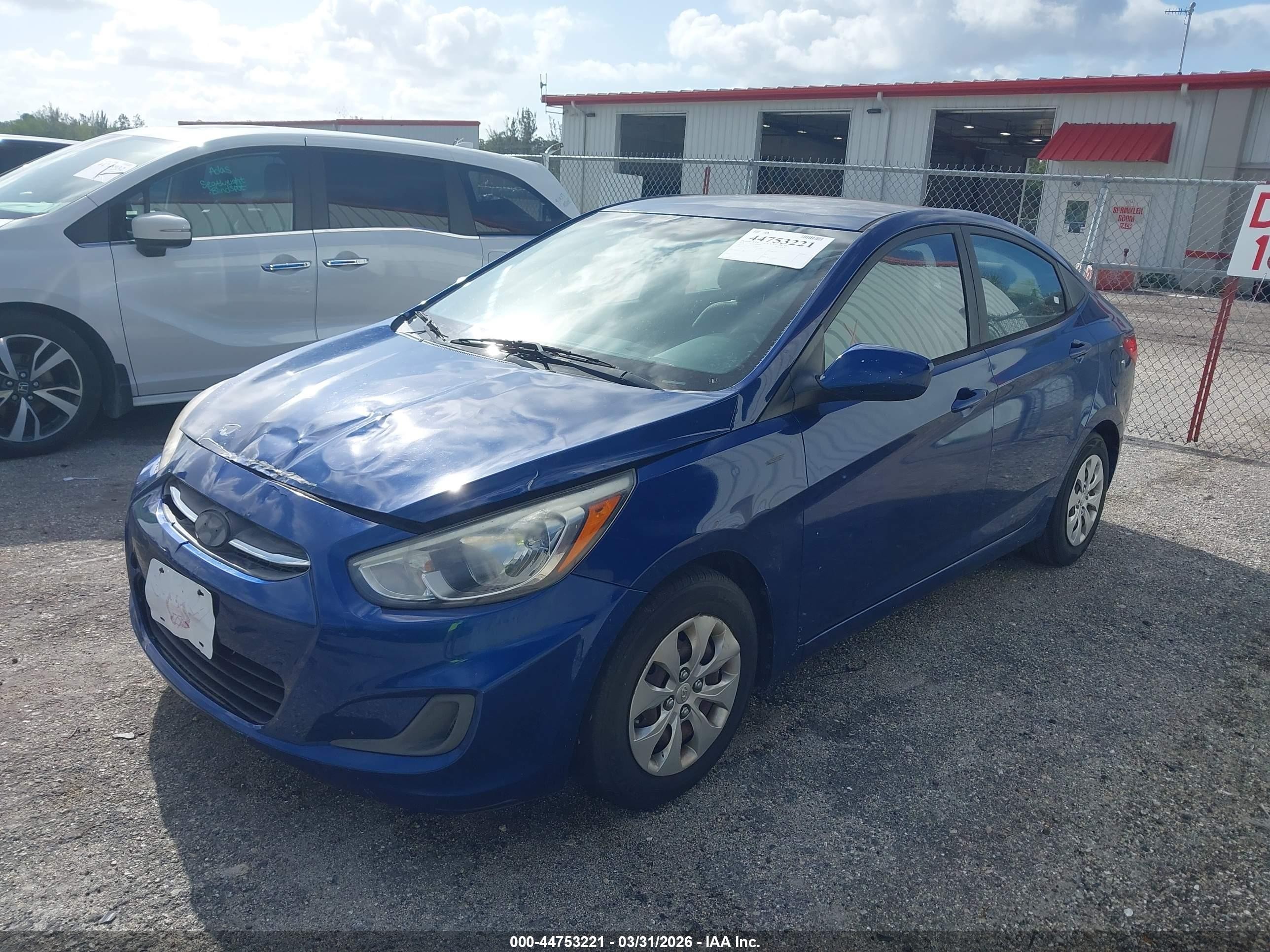 2016 Hyundai Accent Se Синий vin: KMHCT4AE7GU983473