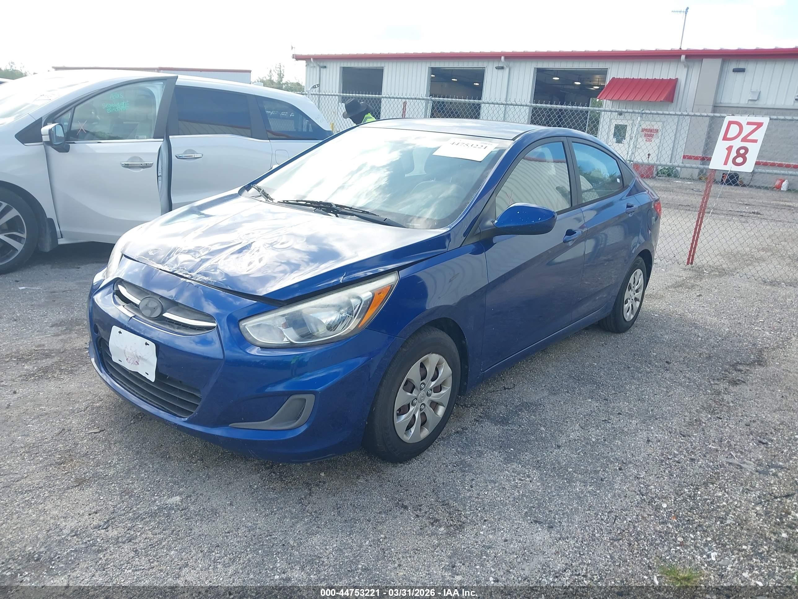 2016 Hyundai Accent Se Синий vin: KMHCT4AE7GU983473