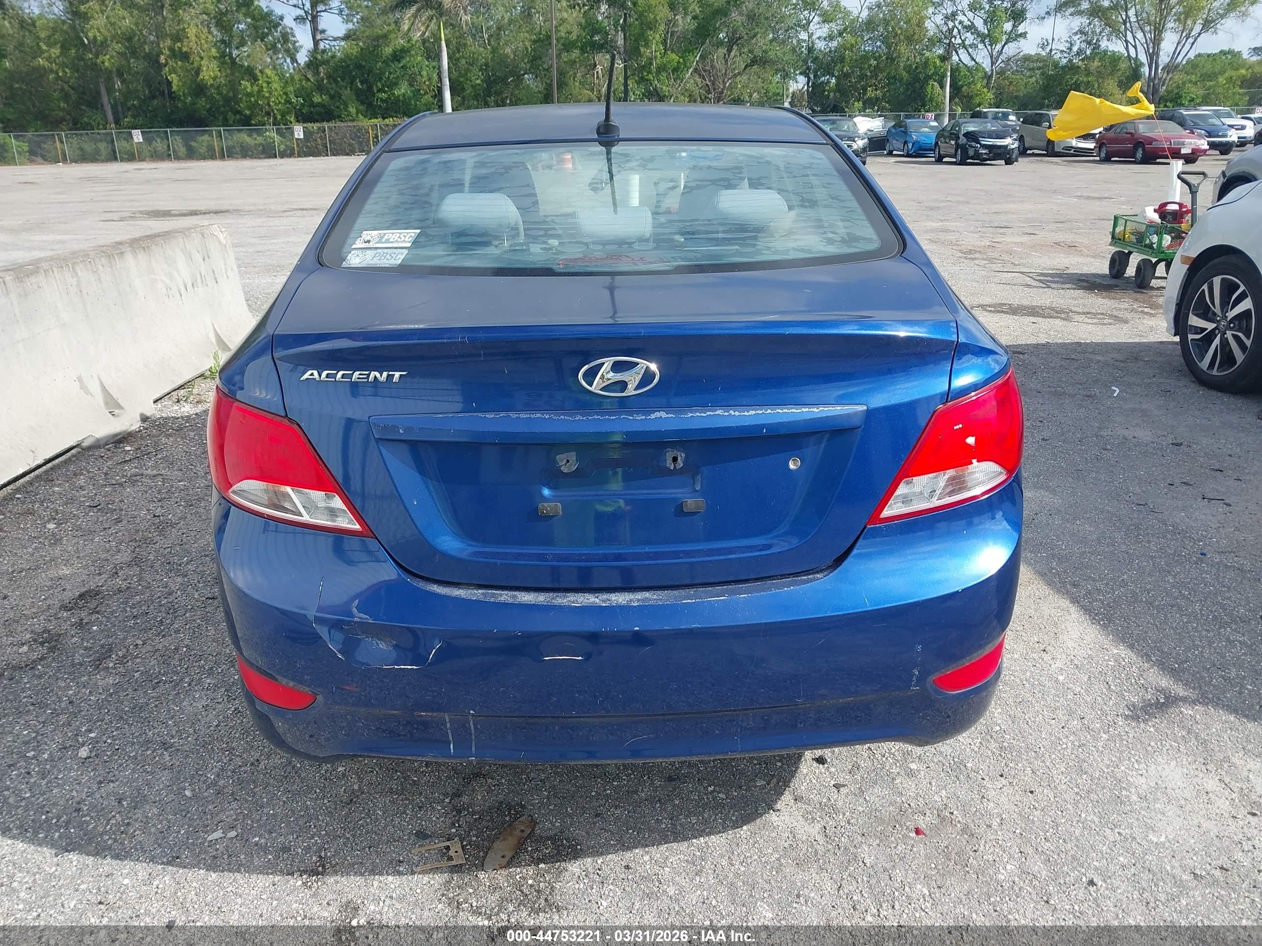 2016 Hyundai Accent Se Синий vin: KMHCT4AE7GU983473