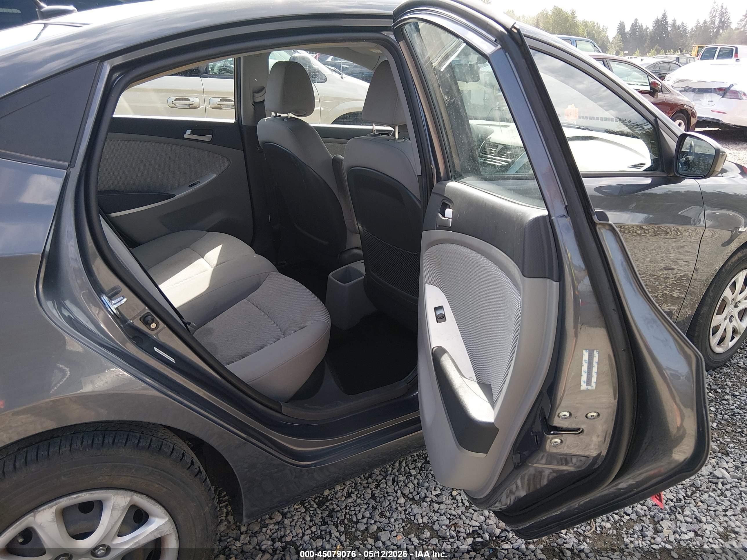 2012 Hyundai Accent Gls Gray vin: KMHCT4AE8CU045086