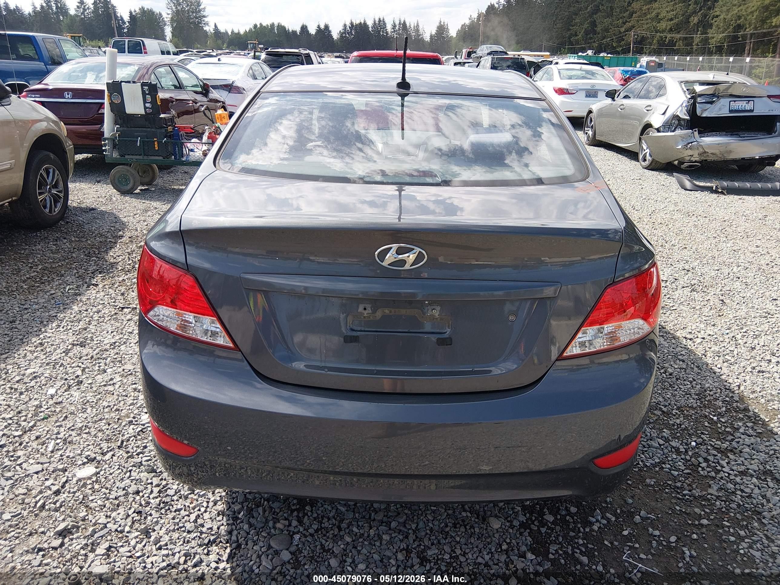 2012 Hyundai Accent Gls Gray vin: KMHCT4AE8CU045086
