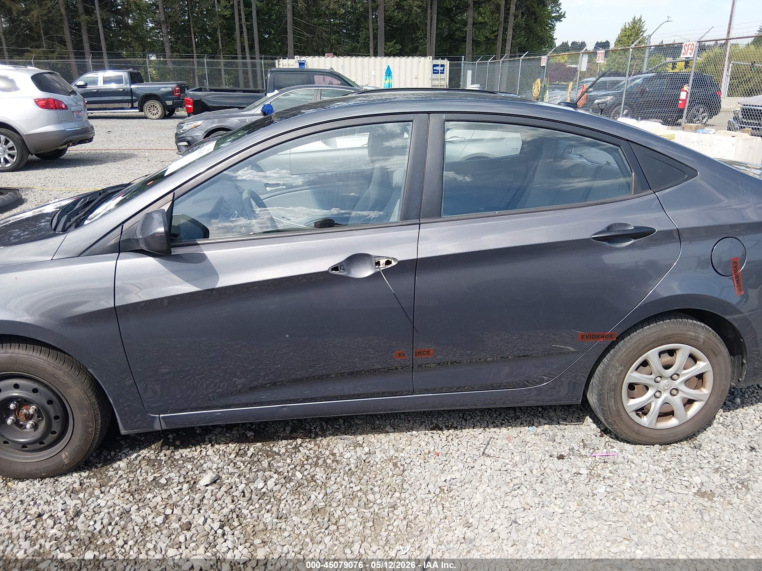 2012 Hyundai Accent Gls Gray vin: KMHCT4AE8CU045086