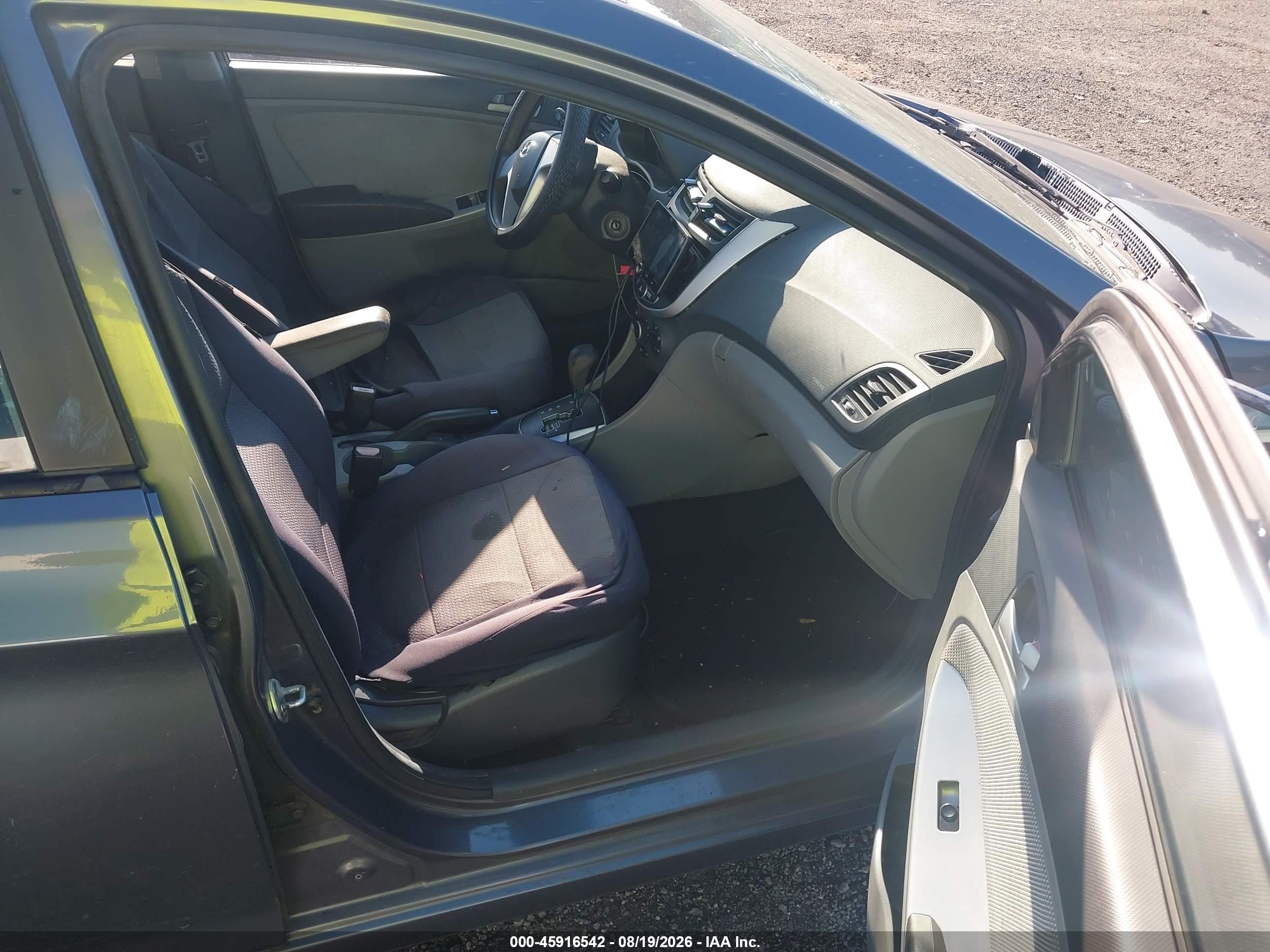2012 Hyundai Accent Gls Gray vin: KMHCT4AE8CU051583
