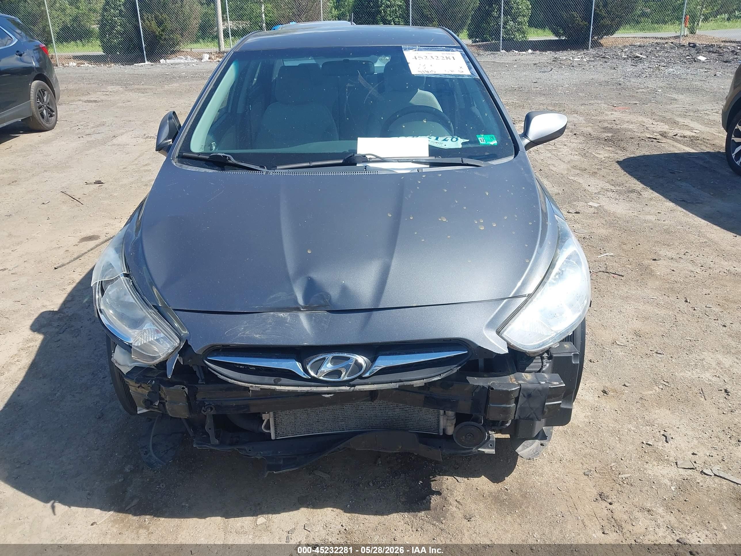 2012 Hyundai Accent Gls Gray vin: KMHCT4AE8CU081456