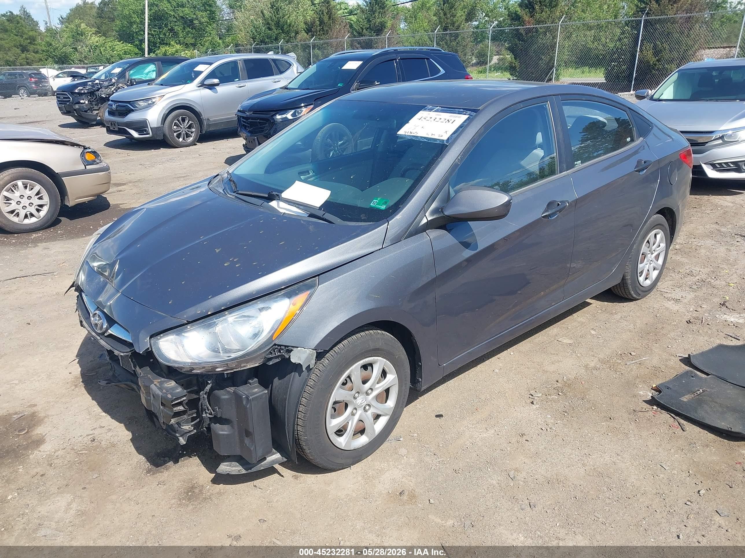 2012 Hyundai Accent Gls Gray vin: KMHCT4AE8CU081456