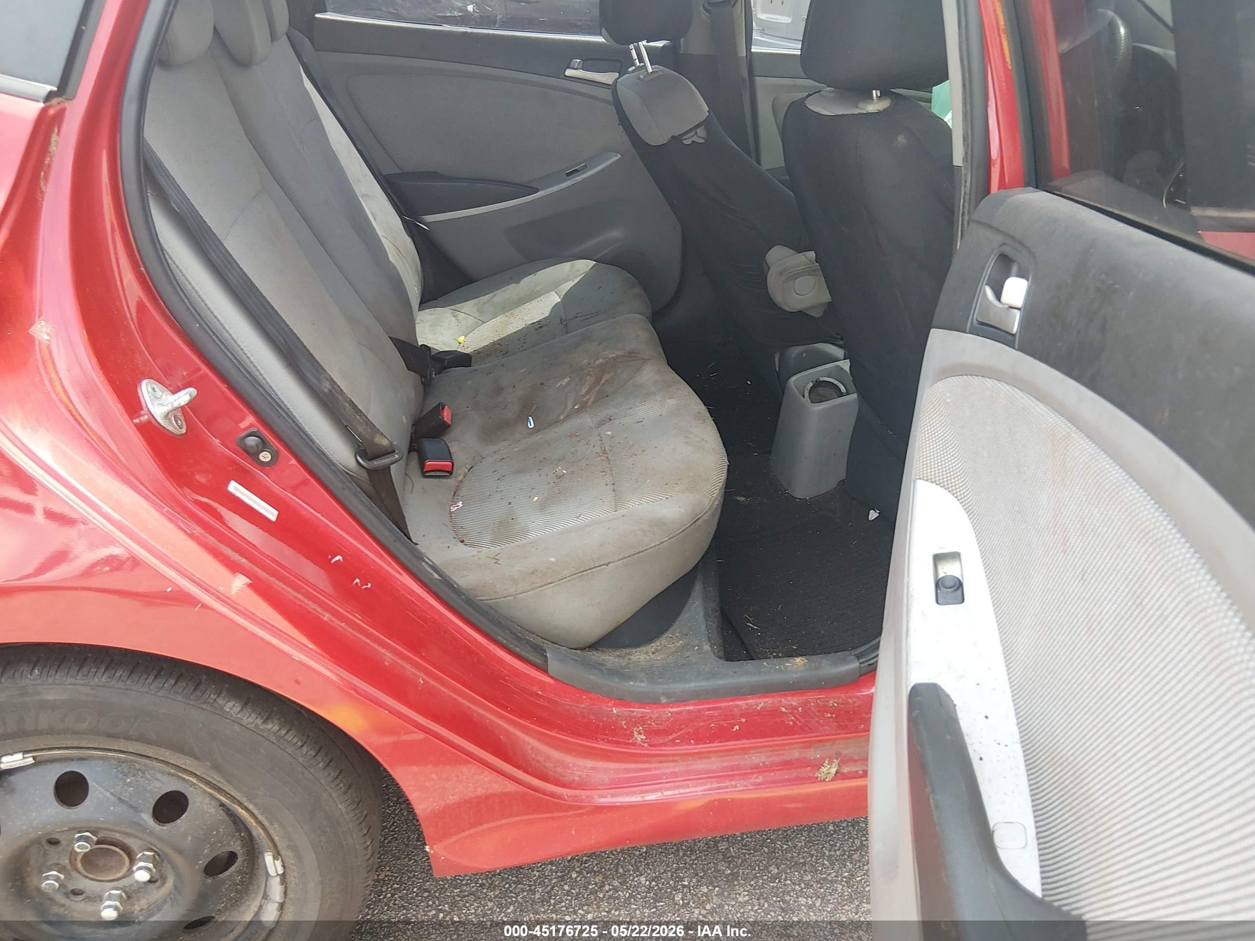 2012 Hyundai Accent Gls Red vin: KMHCT4AE8CU187910