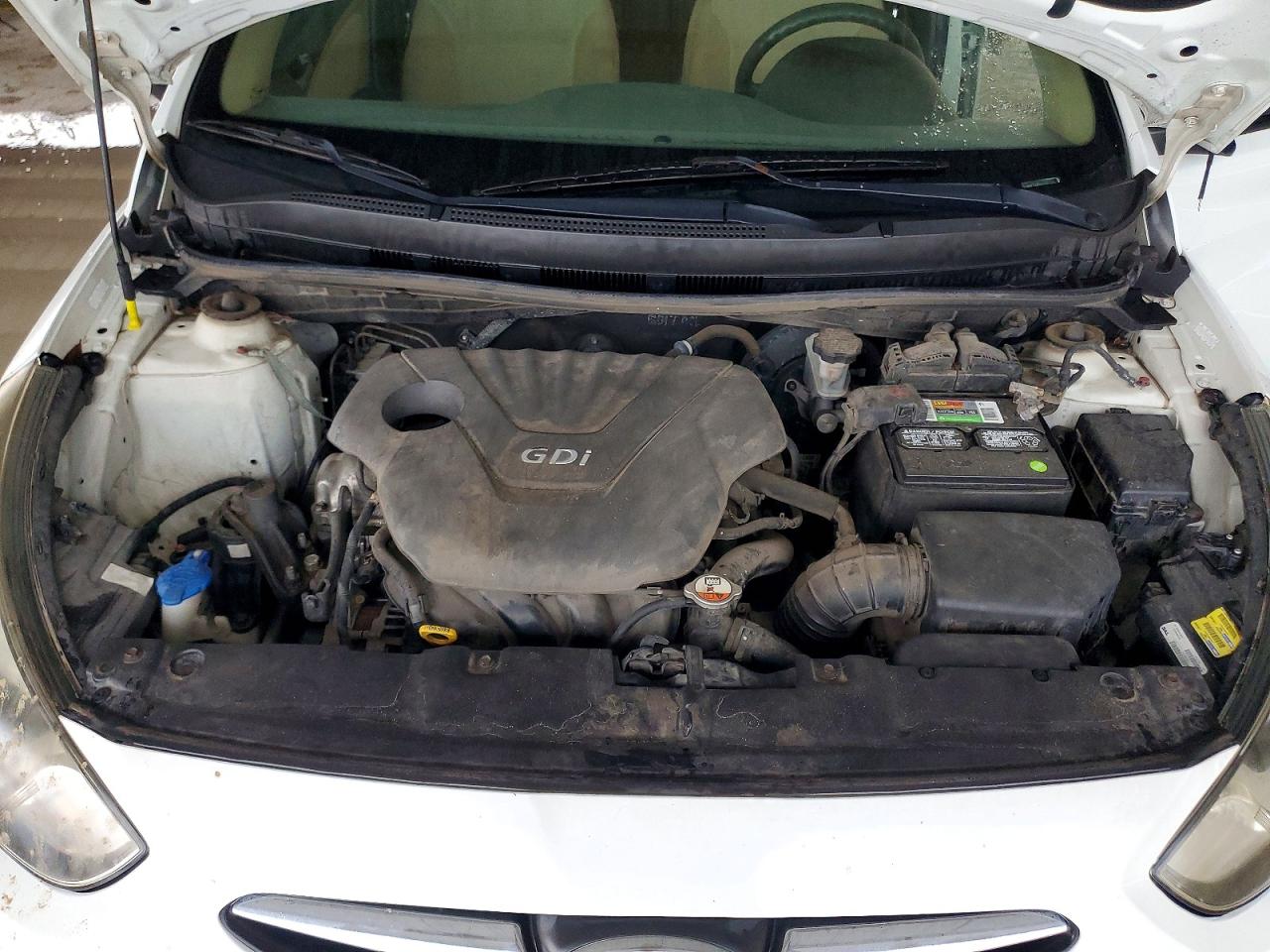 2012 Hyundai Accent Gls White vin: KMHCT4AE8CU241352