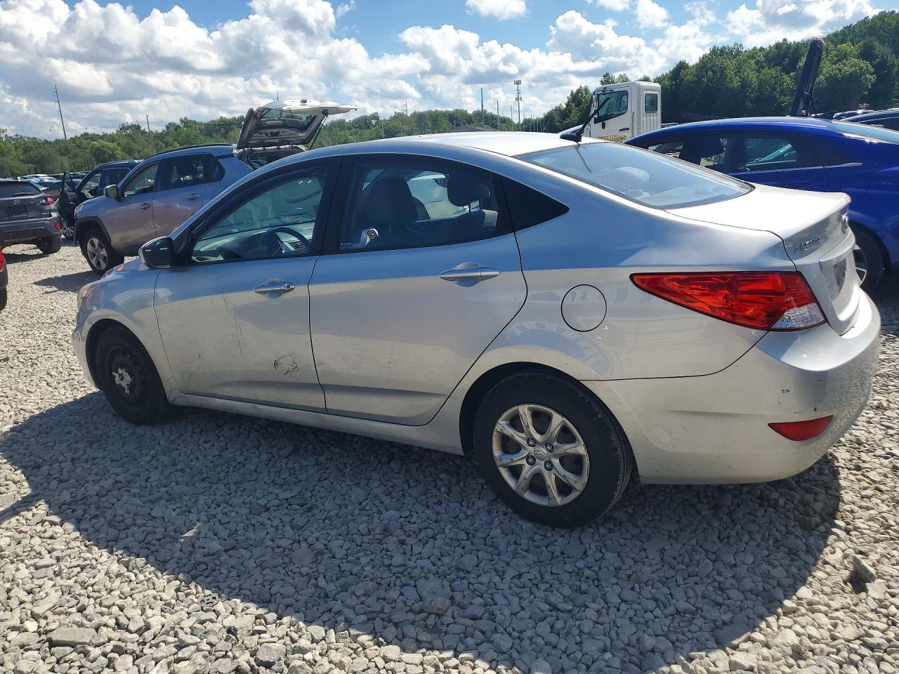 2012 Hyundai Accent Gls Silver vin: KMHCT4AE8CU265215