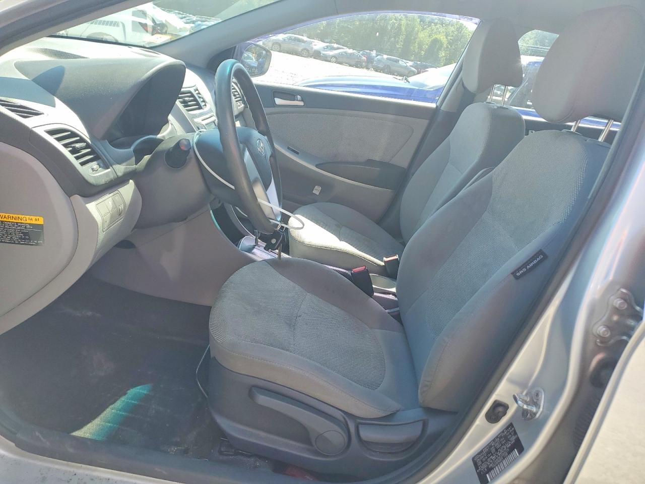 2012 Hyundai Accent Gls Silver vin: KMHCT4AE8CU265215