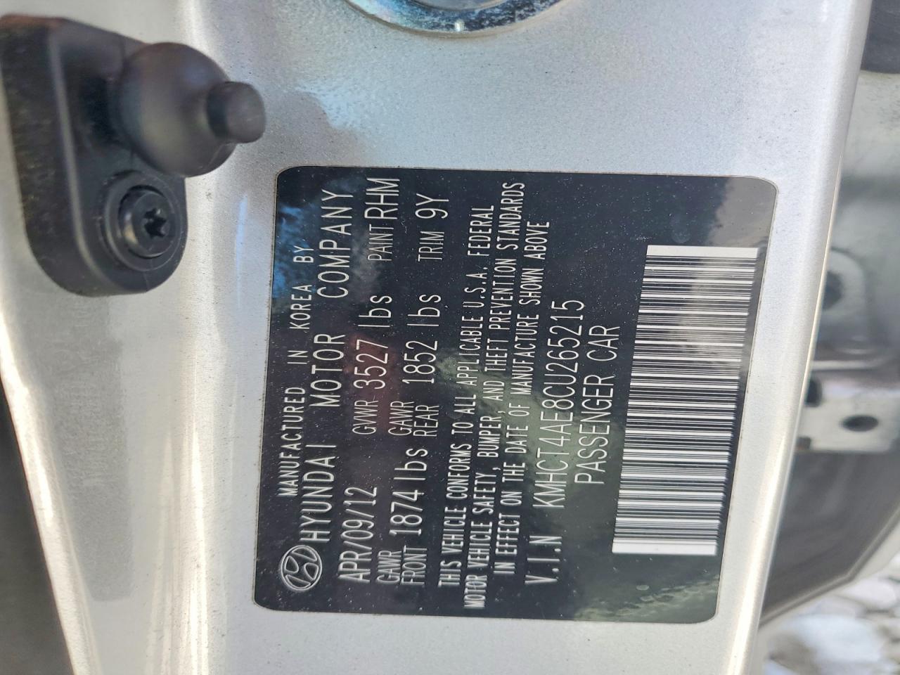 2012 Hyundai Accent Gls Silver vin: KMHCT4AE8CU265215