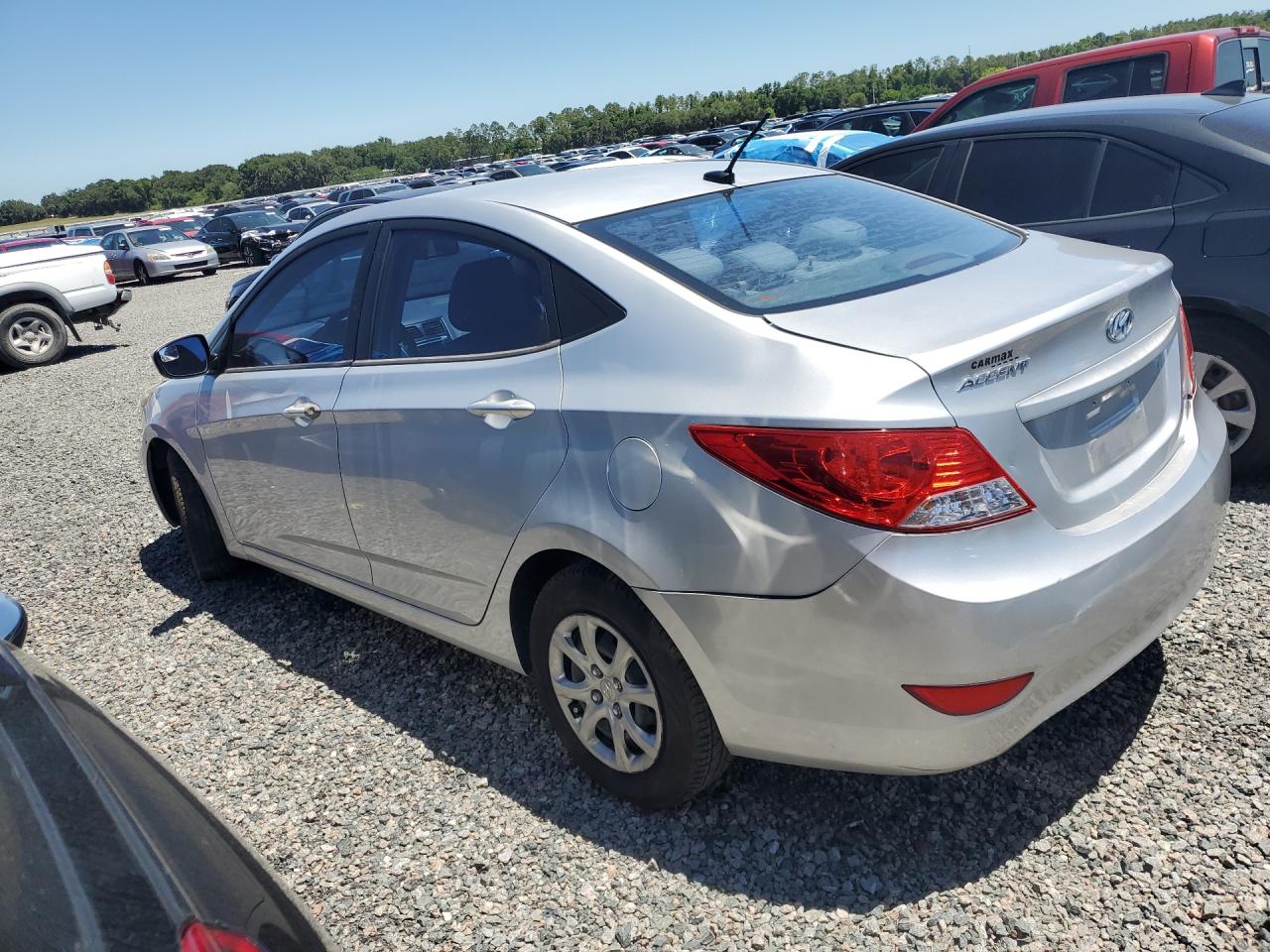 2013 Hyundai Accent Gls Silver vin: KMHCT4AE8DU332090