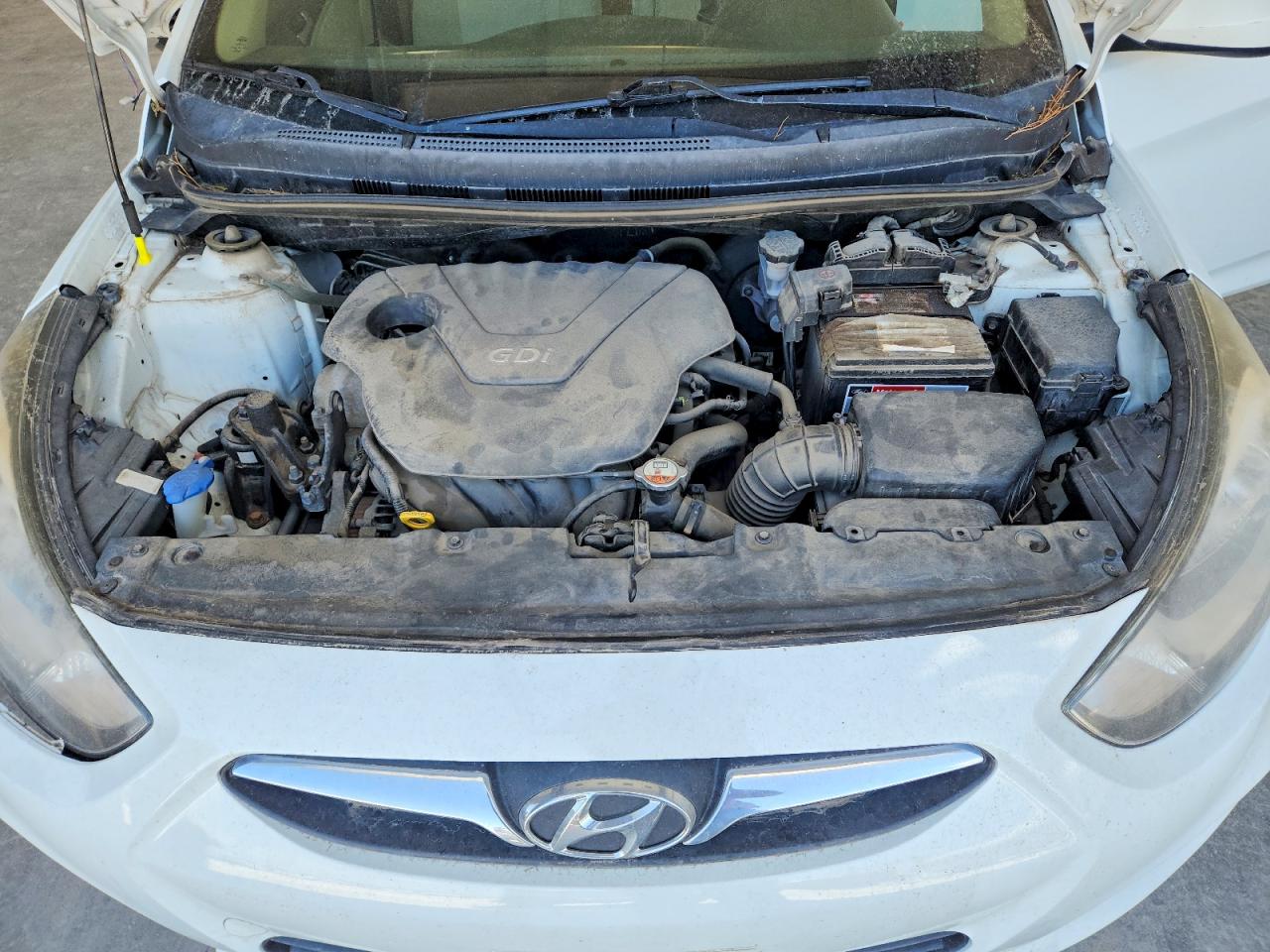 2013 Hyundai Accent Gls White vin: KMHCT4AE8DU496083