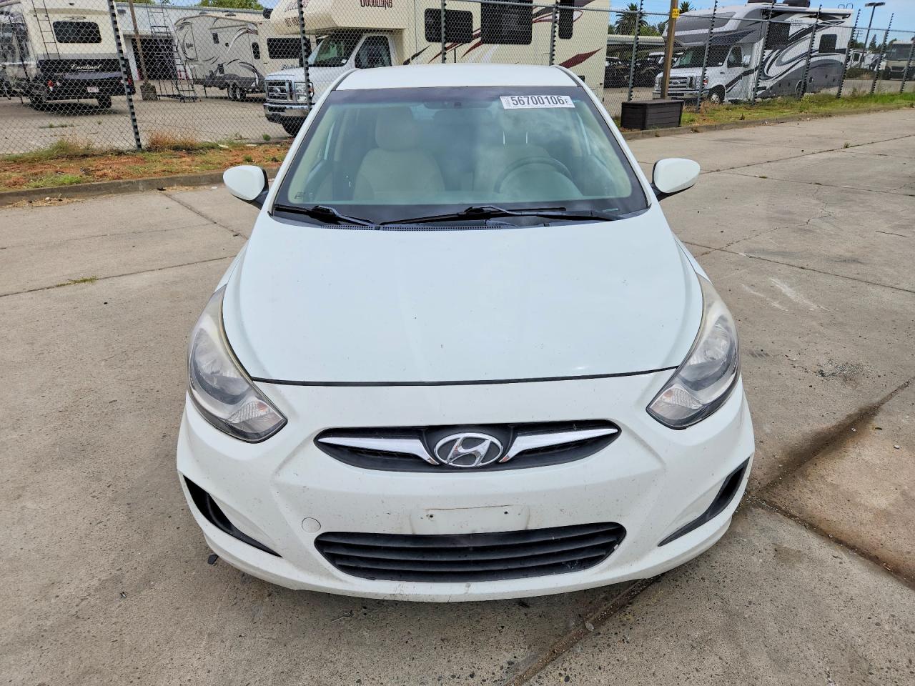 2013 Hyundai Accent Gls White vin: KMHCT4AE8DU541376