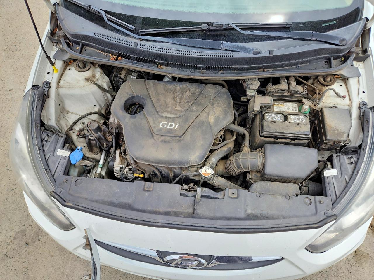 2013 Hyundai Accent Gls White vin: KMHCT4AE8DU541376