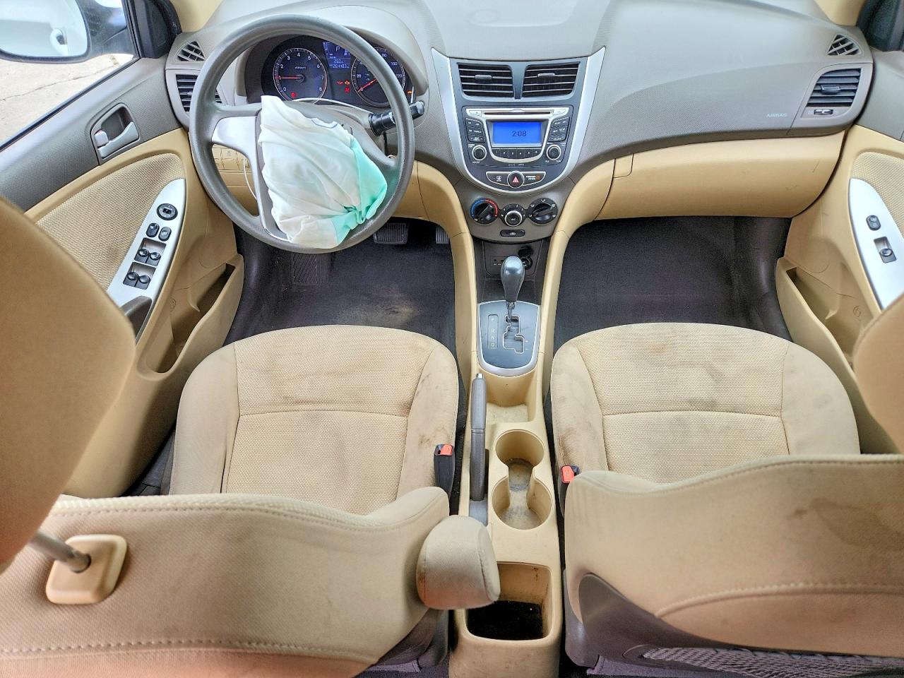 2013 Hyundai Accent Gls White vin: KMHCT4AE8DU541376