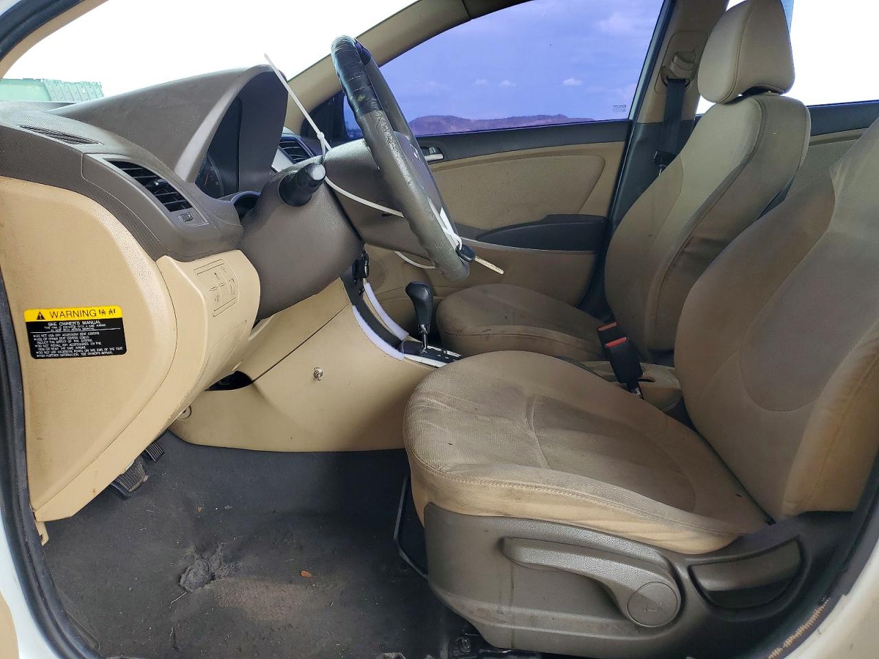2013 Hyundai Accent Gls White vin: KMHCT4AE8DU550725