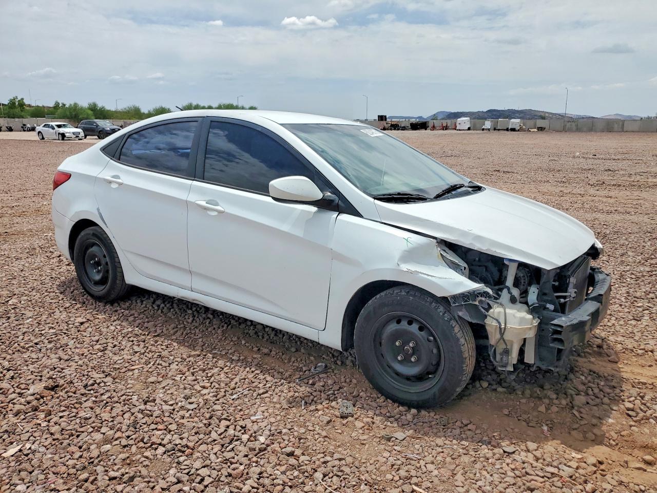 2013 Hyundai Accent Gls White vin: KMHCT4AE8DU550725