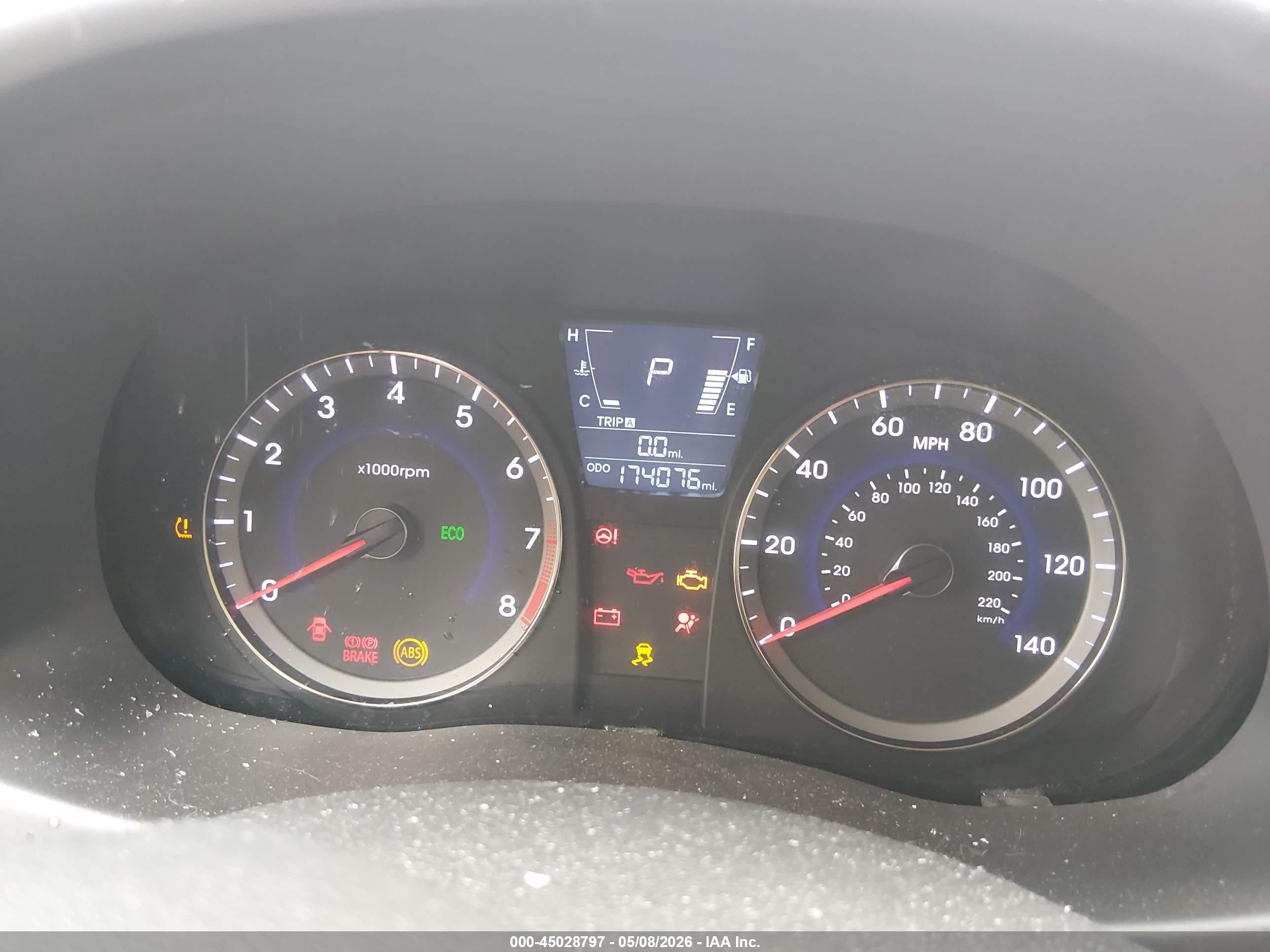 2014 Hyundai Accent Gls Красный vin: KMHCT4AE8EU586884