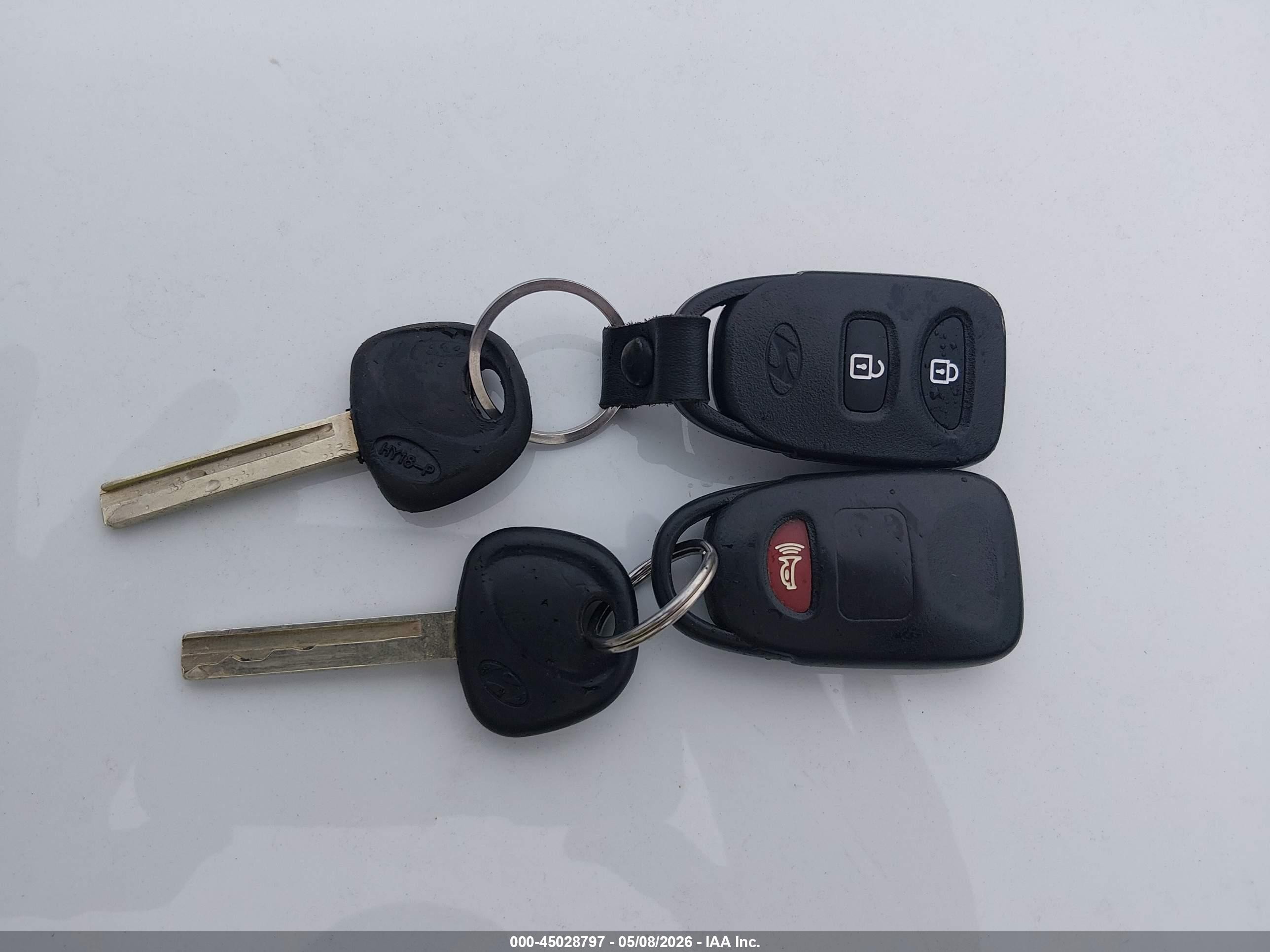 2014 Hyundai Accent Gls Красный vin: KMHCT4AE8EU586884
