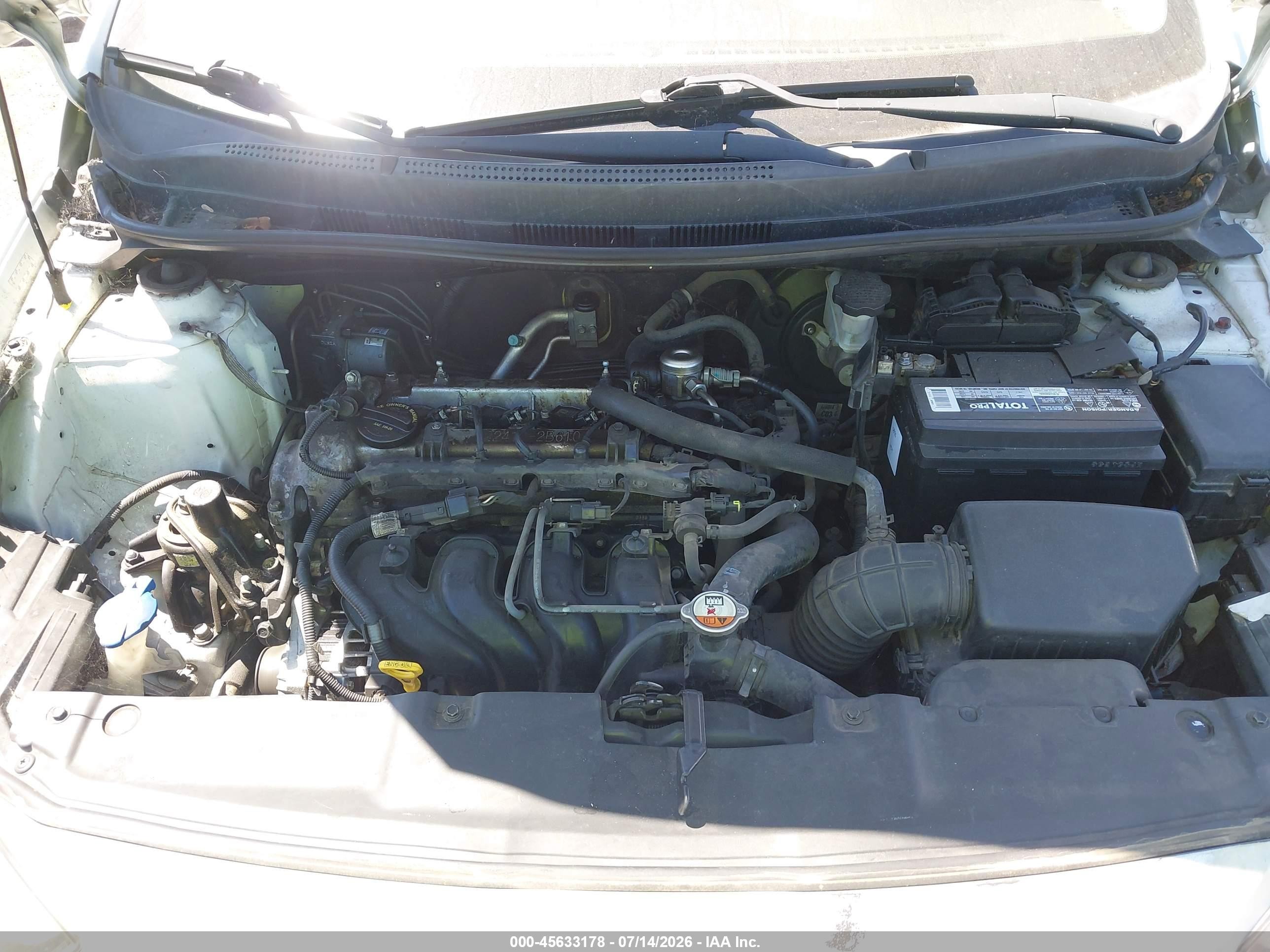 2014 Hyundai Accent Gls White vin: KMHCT4AE8EU616255
