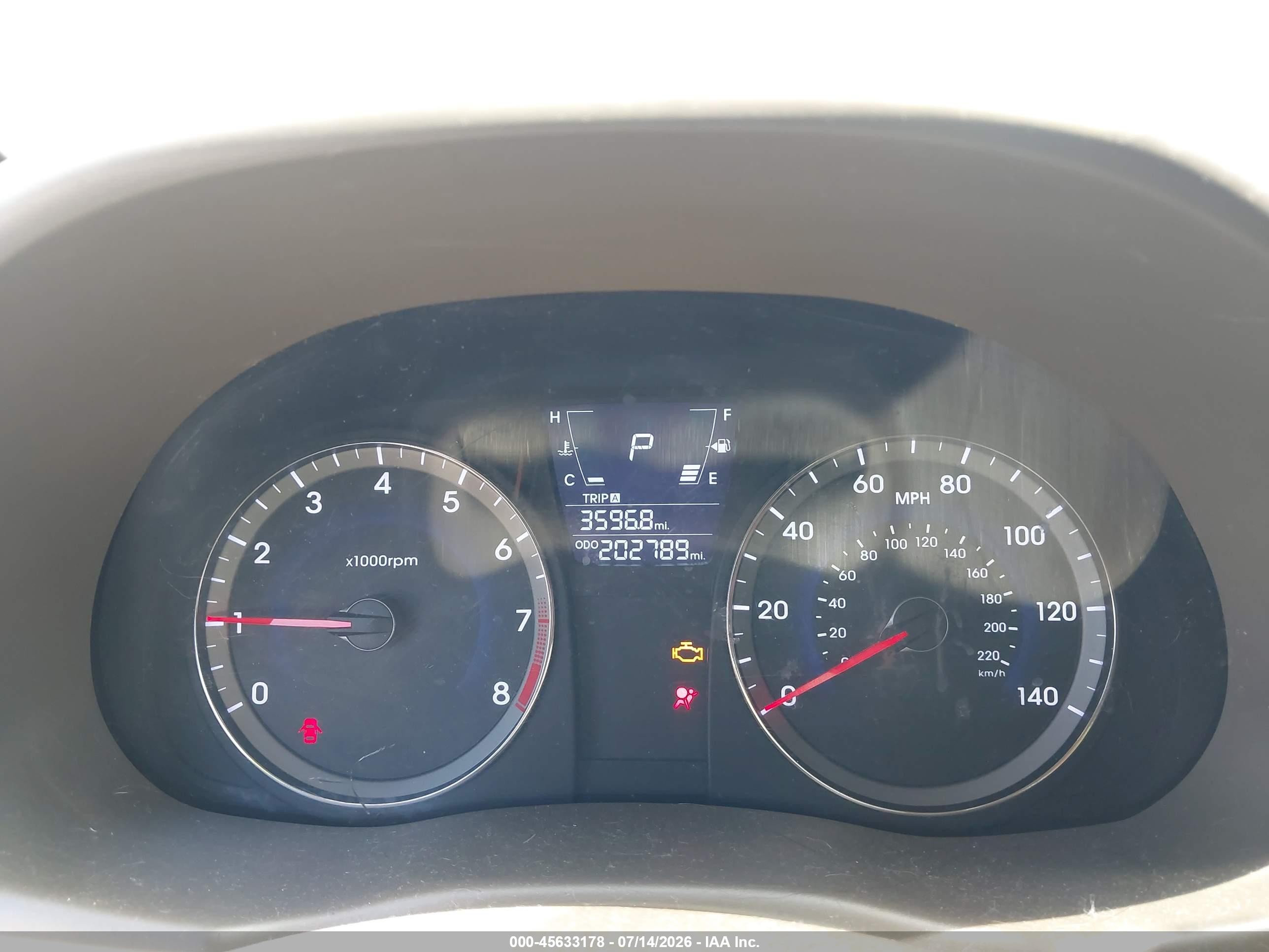 2014 Hyundai Accent Gls White vin: KMHCT4AE8EU616255