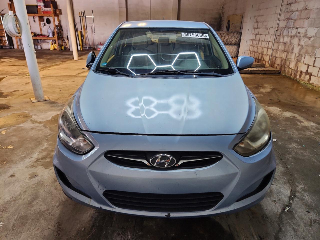 2014 Hyundai Accent Gls Blue vin: KMHCT4AE8EU660370