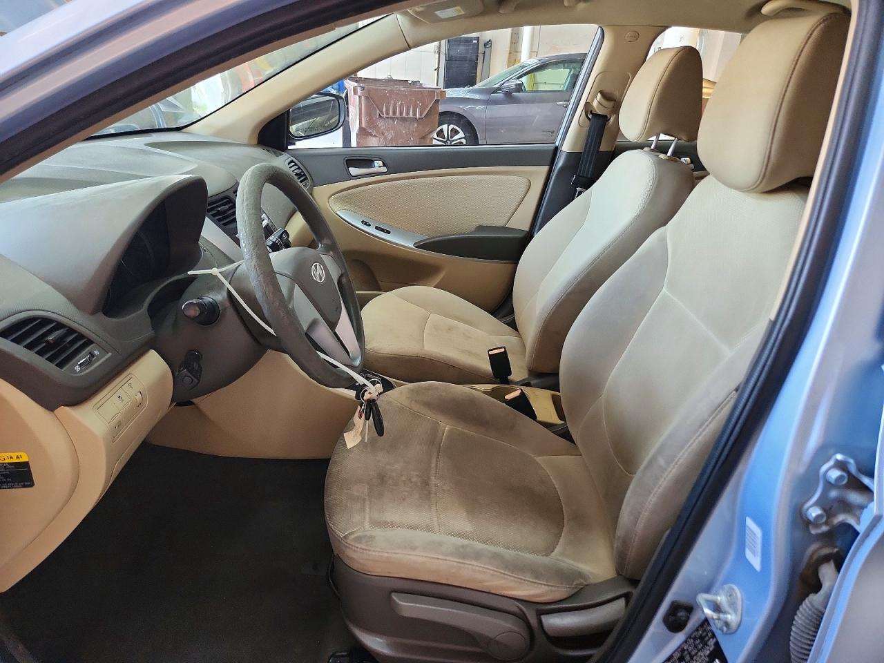 2014 Hyundai Accent Gls Blue vin: KMHCT4AE8EU660370