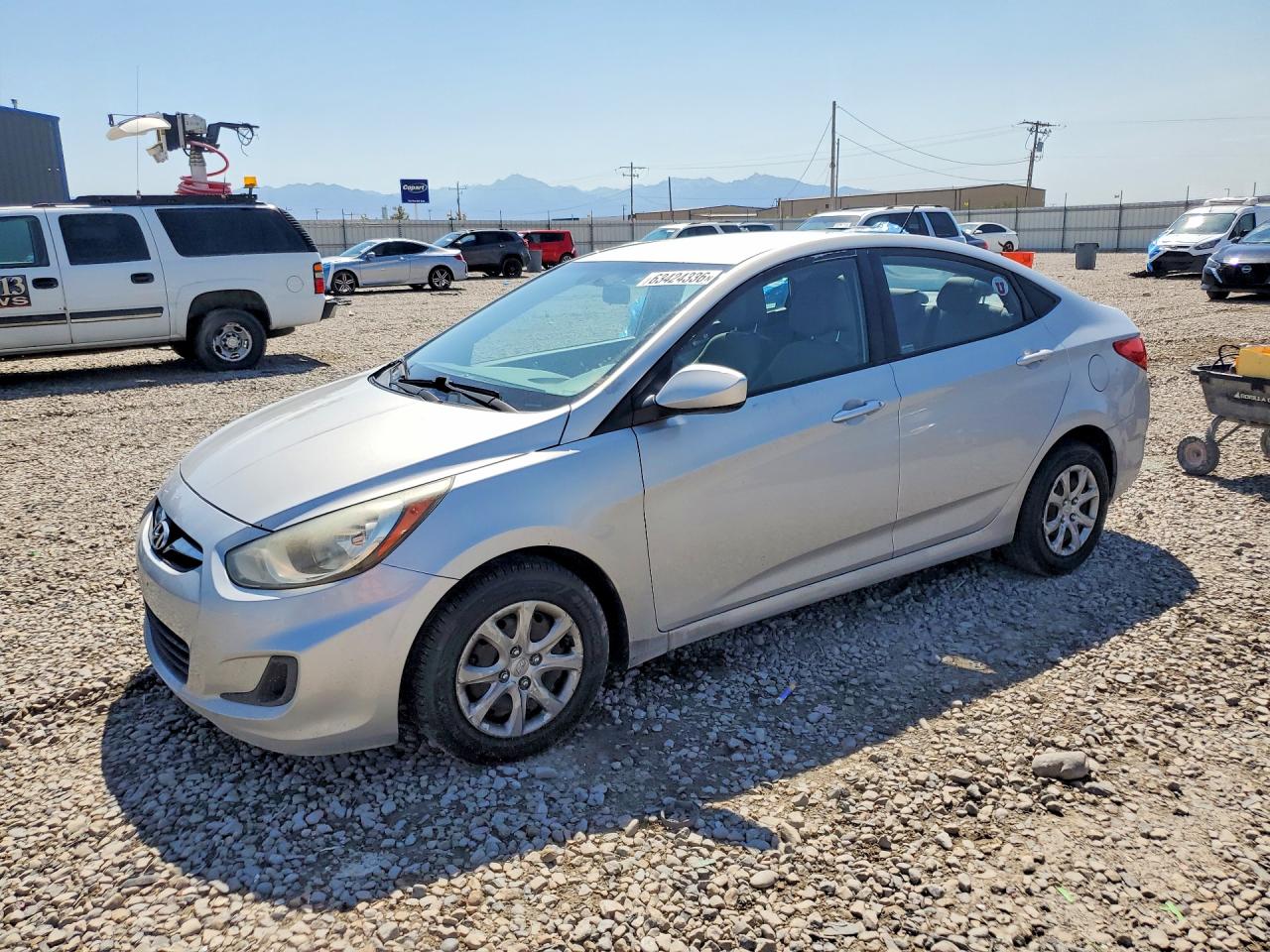 2014 Hyundai Accent Gls Silver vin: KMHCT4AE8EU688038