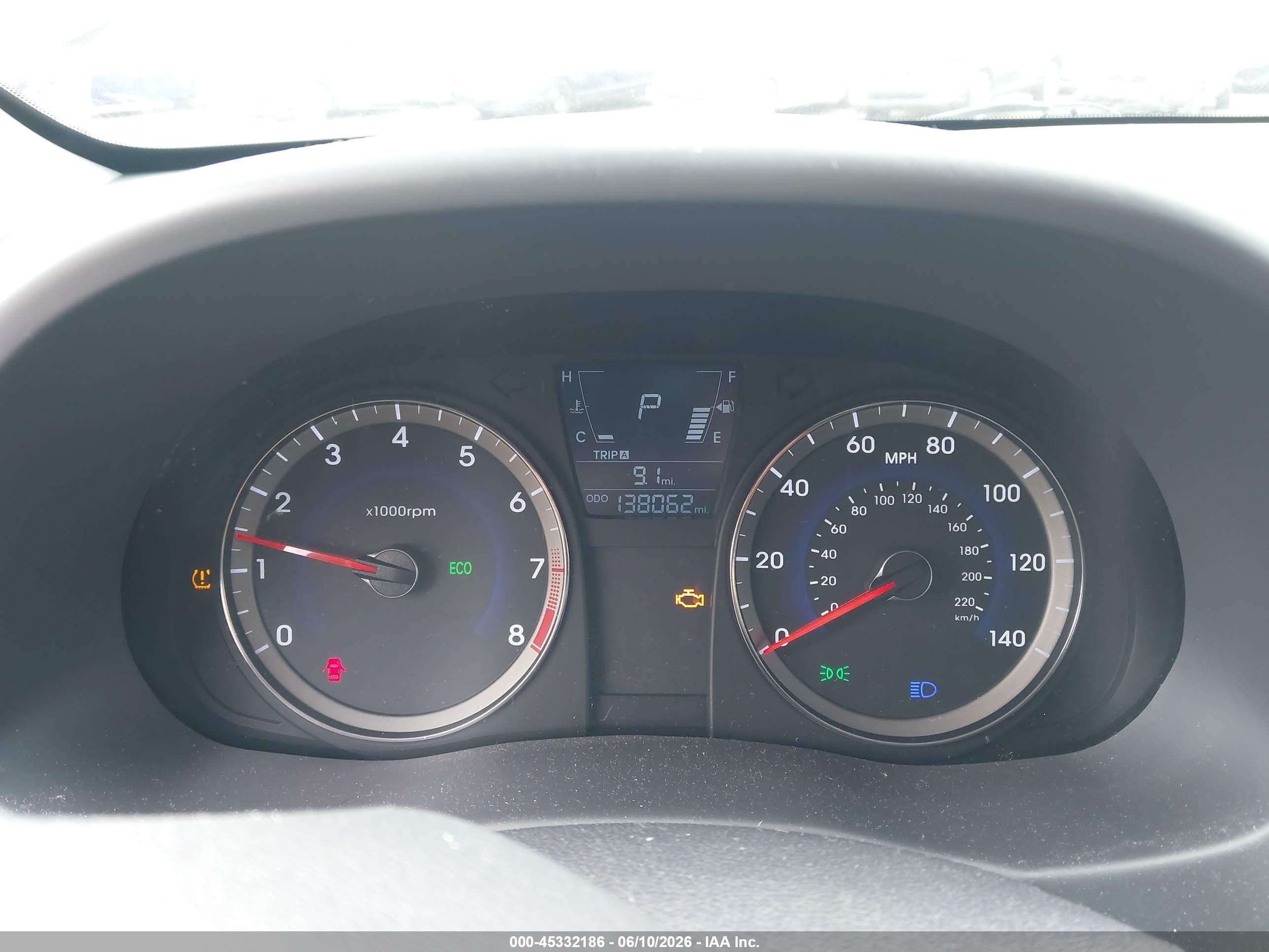 2014 Hyundai Accent Gls Silver vin: KMHCT4AE8EU729395