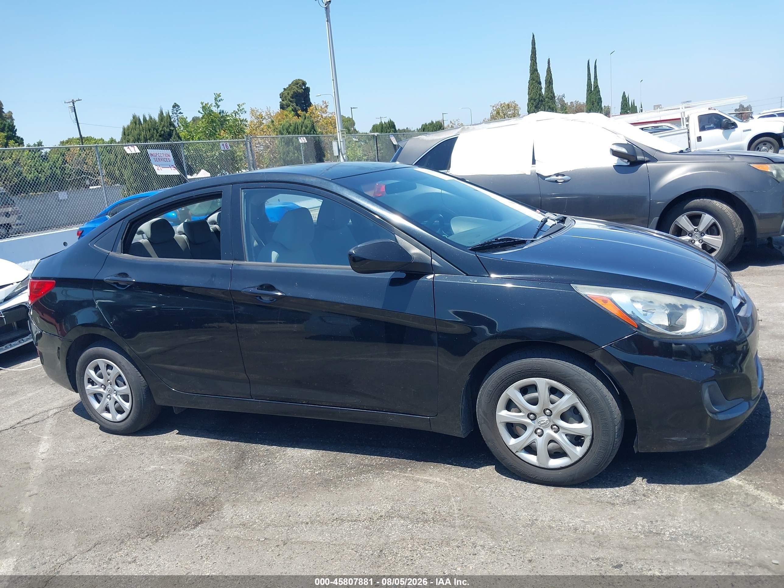 2014 Hyundai Accent Gls Black vin: KMHCT4AE8EU743619