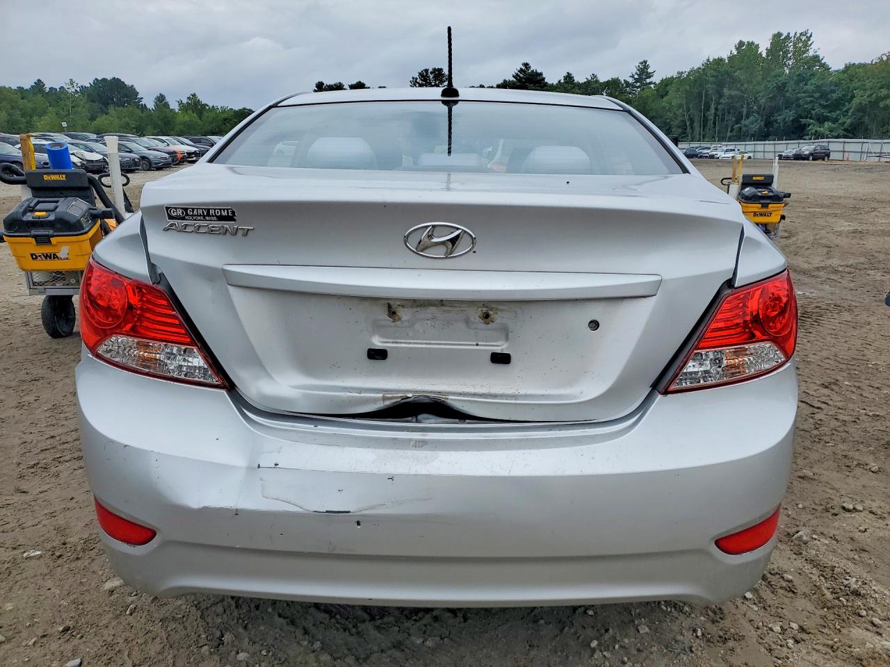 2014 Hyundai Accent Gls Silver vin: KMHCT4AE8EU774286