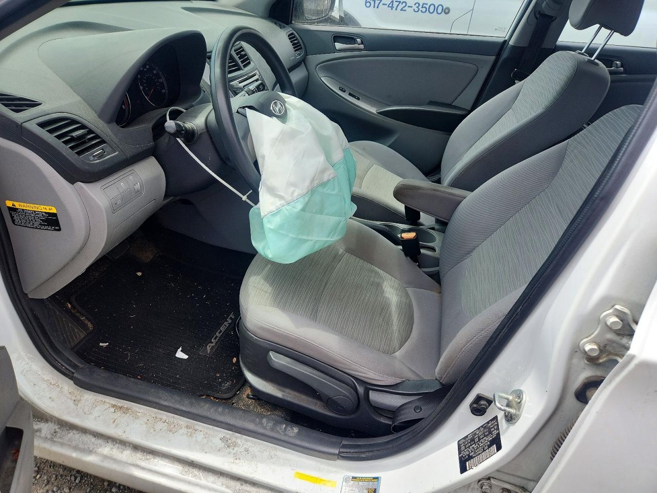 2015 Hyundai Accent Gls White vin: KMHCT4AE8FU797536