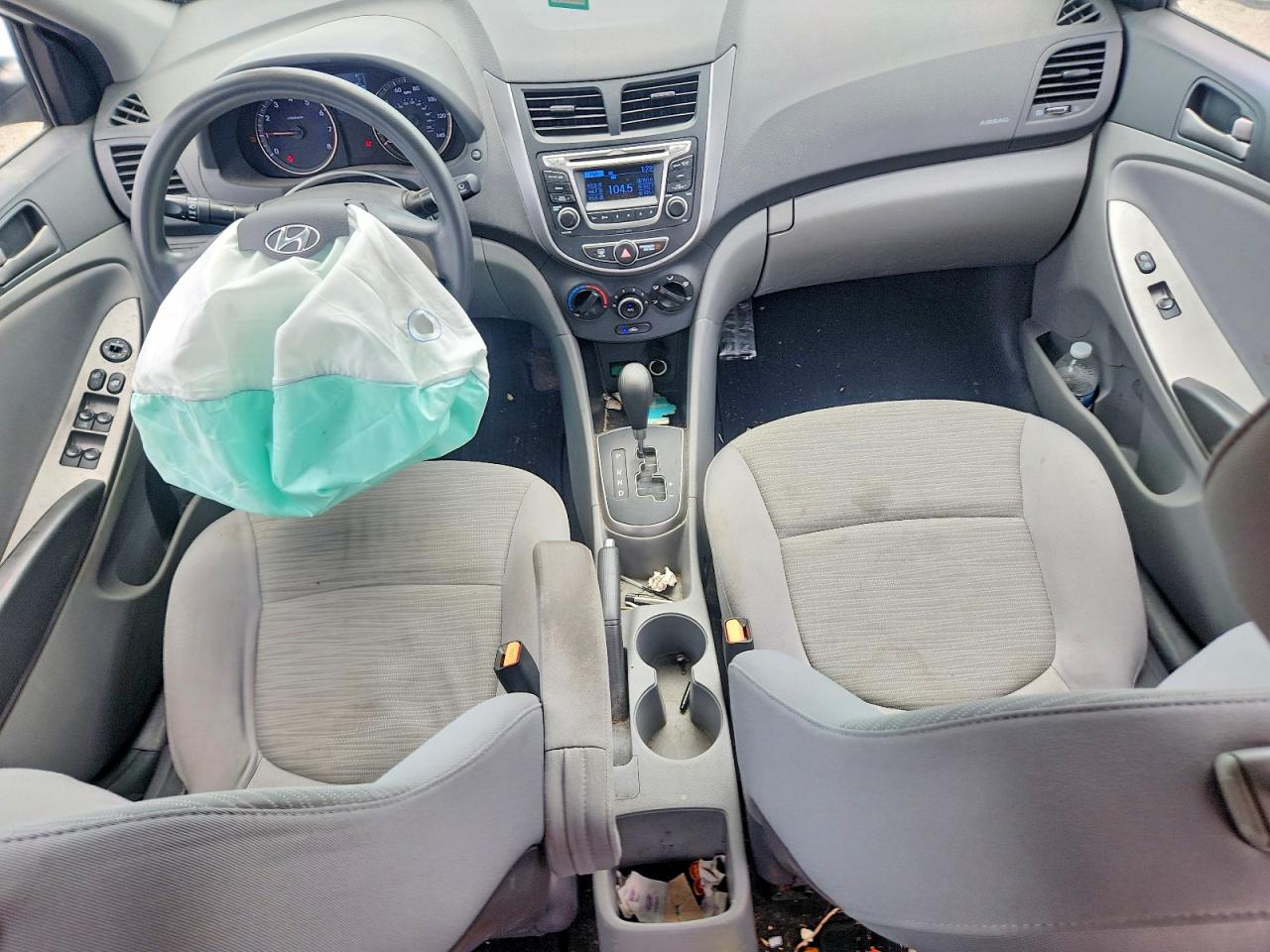 2015 Hyundai Accent Gls White vin: KMHCT4AE8FU797536