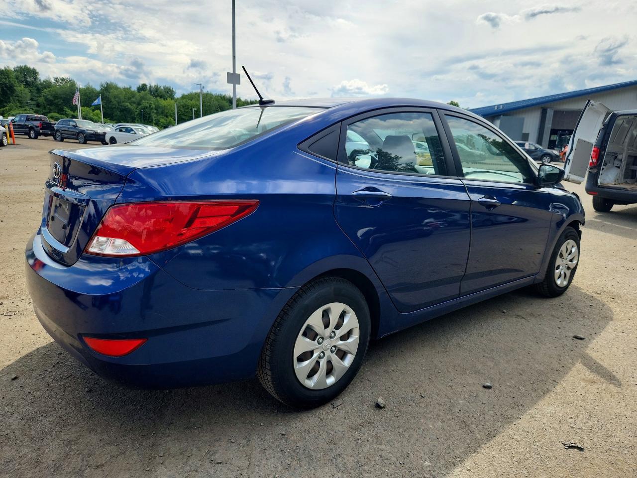 2015 Hyundai Accent Gls Blue vin: KMHCT4AE8FU850364