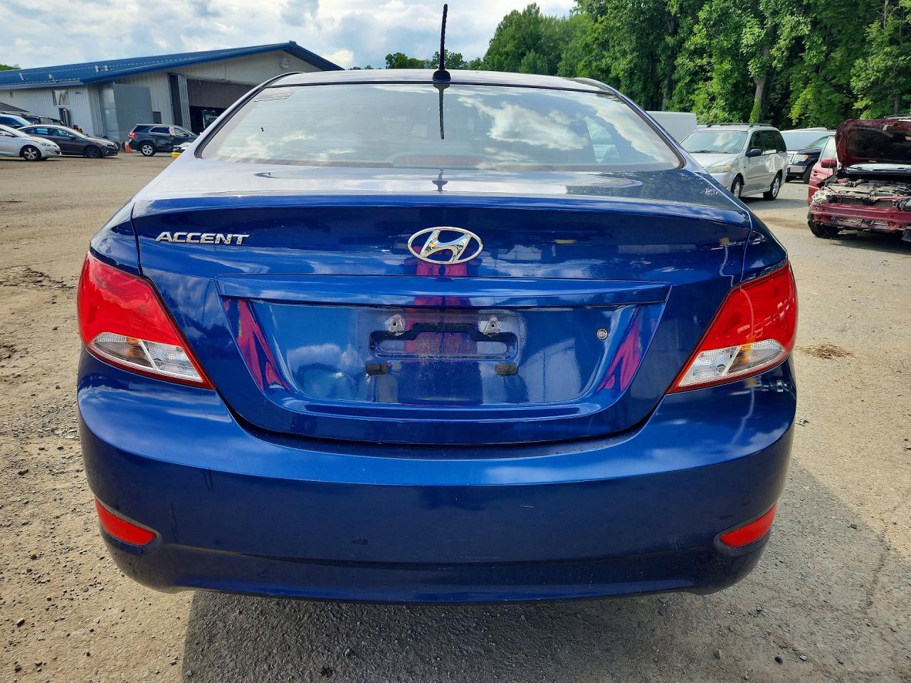 2015 Hyundai Accent Gls Blue vin: KMHCT4AE8FU850364