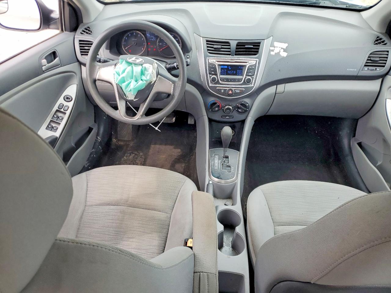2015 Hyundai Accent Gls Silver vin: KMHCT4AE8FU873059