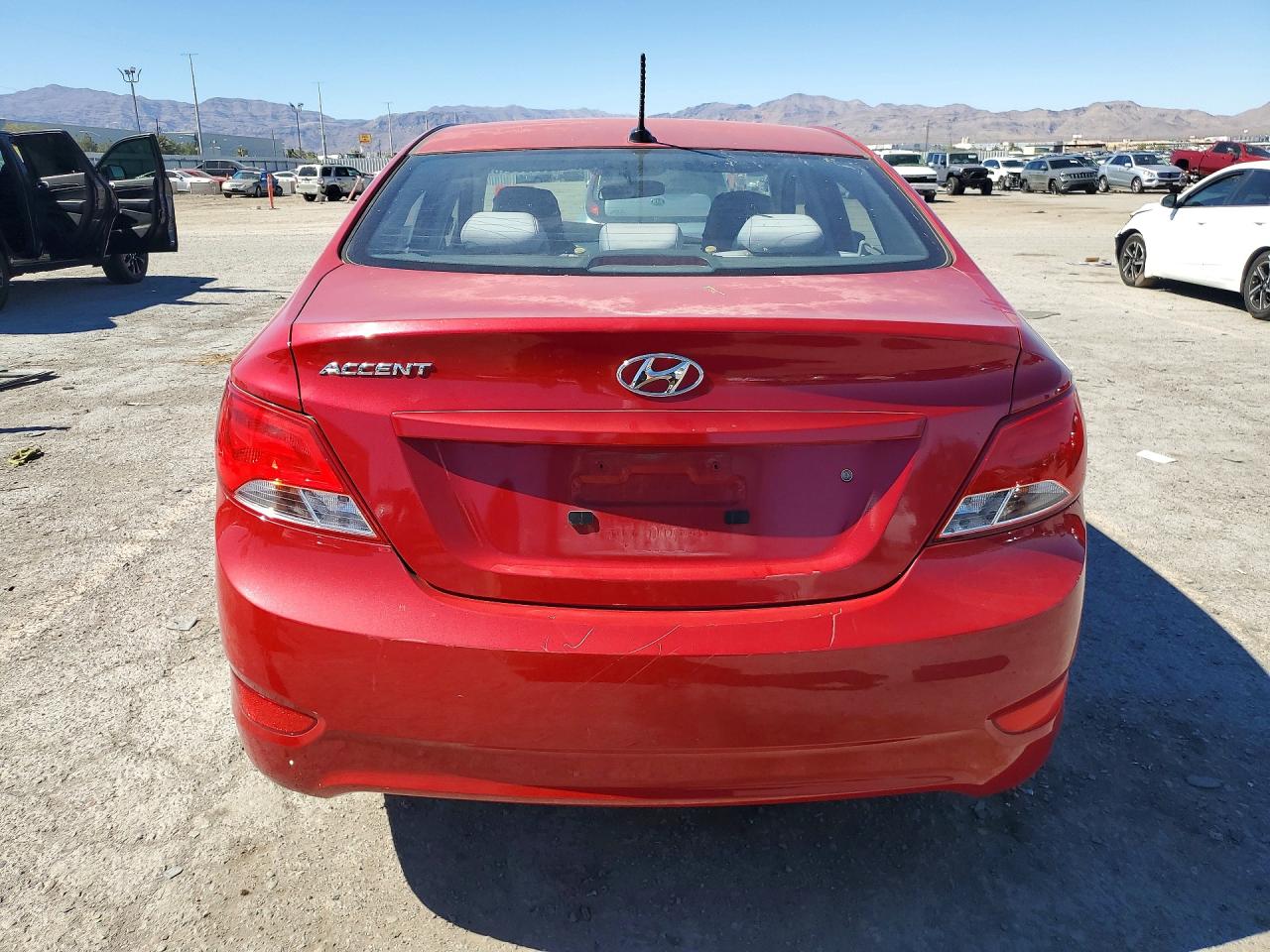 2015 Hyundai Accent Gls Red vin: KMHCT4AE8FU886958