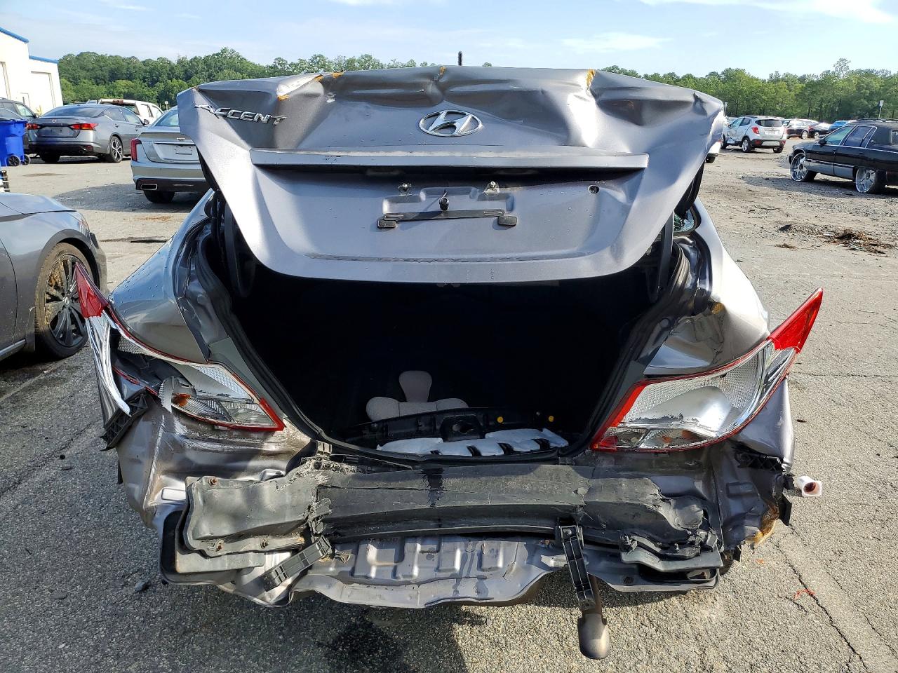 2015 Hyundai Accent Gls Charcoal vin: KMHCT4AE8FU888855