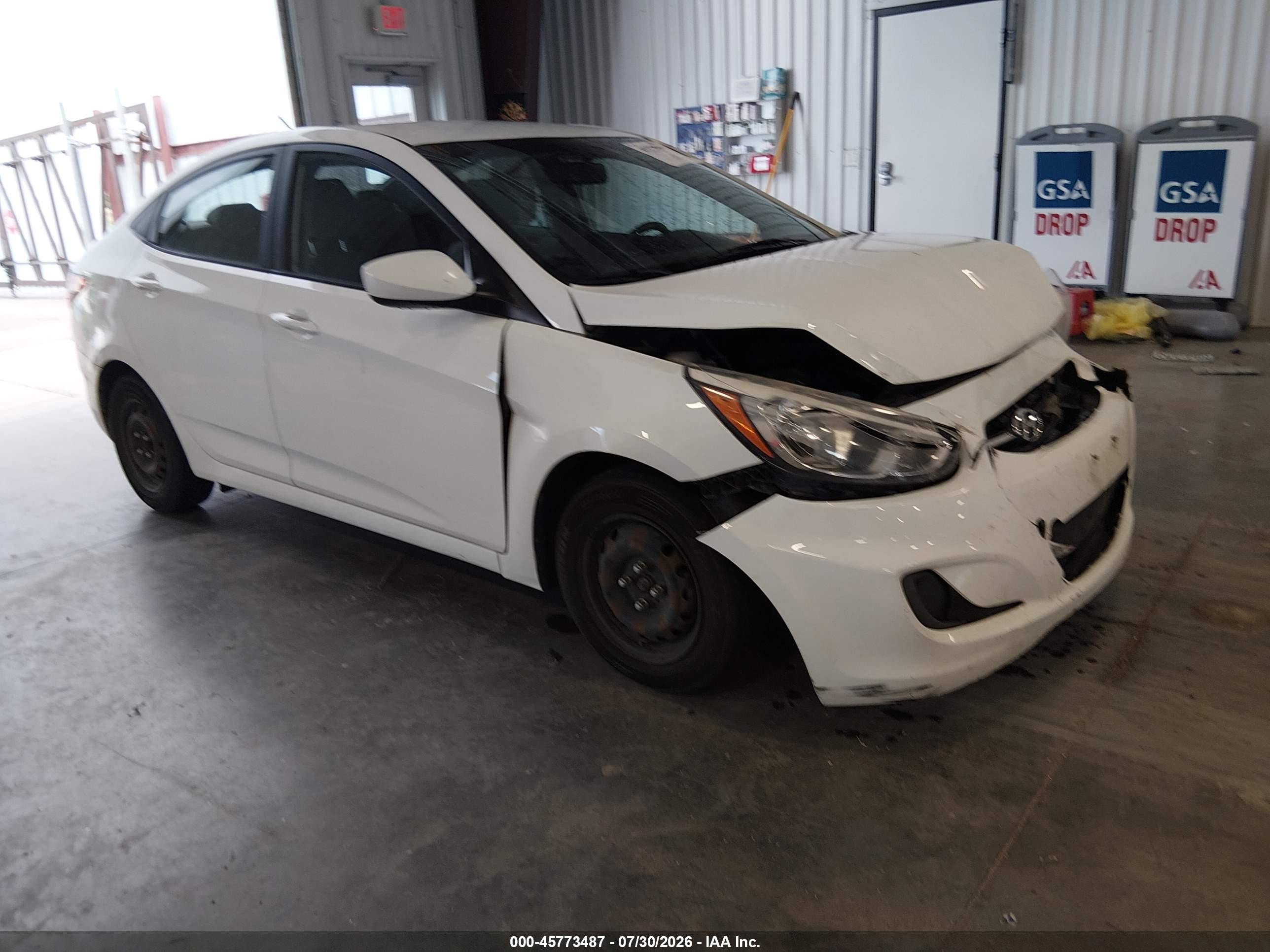 2015 Hyundai Accent Gls White vin: KMHCT4AE8FU919330