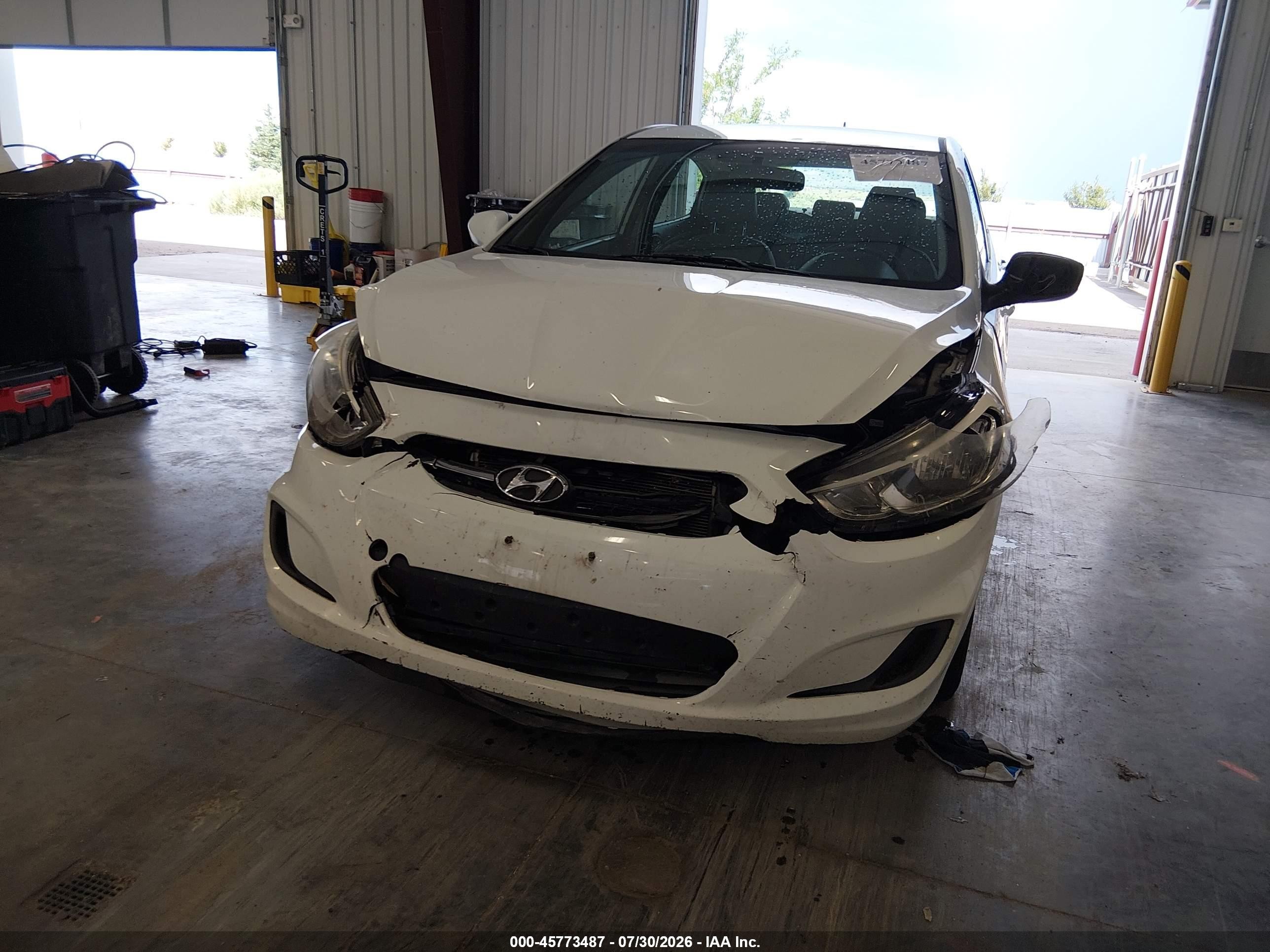 2015 Hyundai Accent Gls White vin: KMHCT4AE8FU919330
