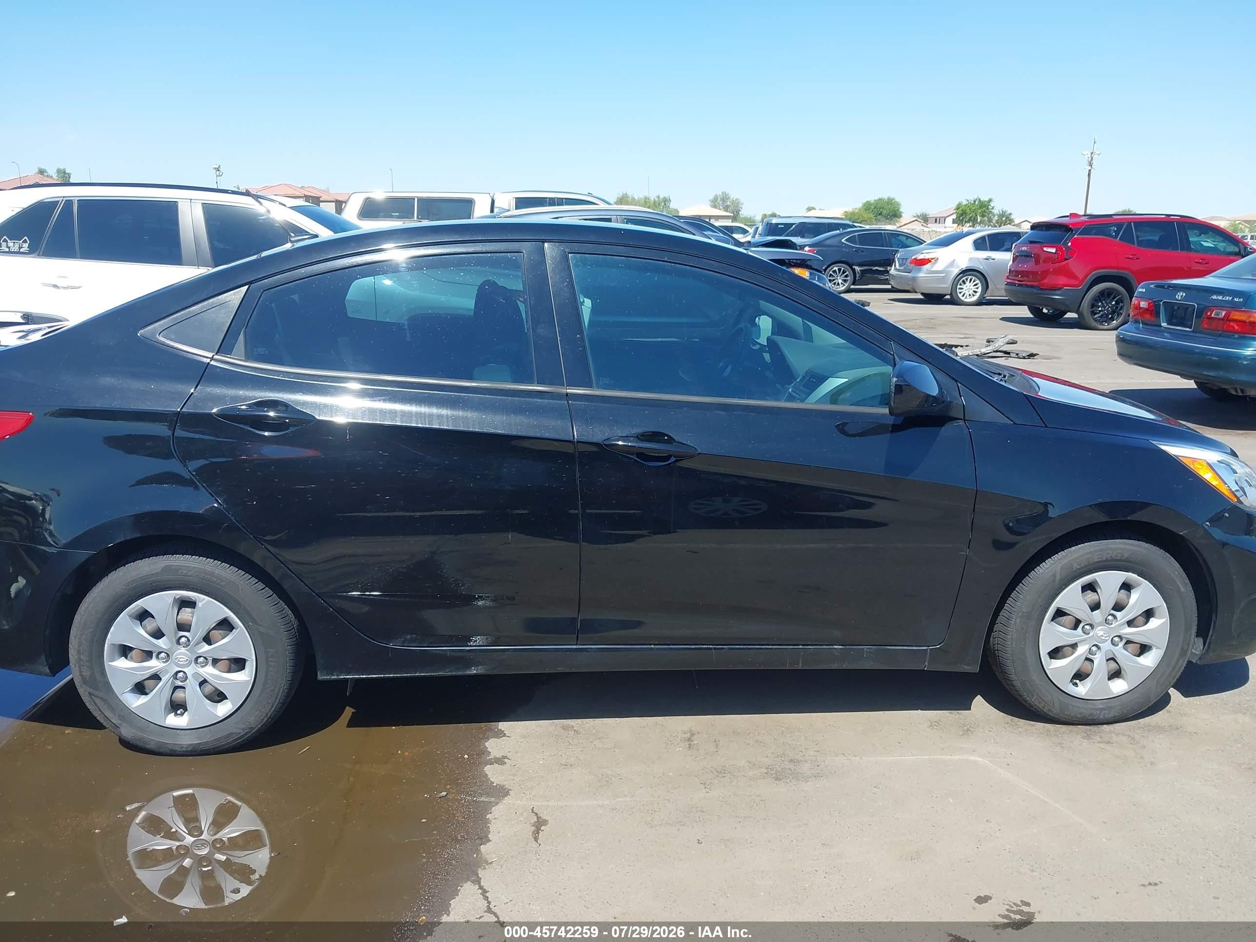 2015 Hyundai Accent Gls Черный vin: KMHCT4AE8FU926777