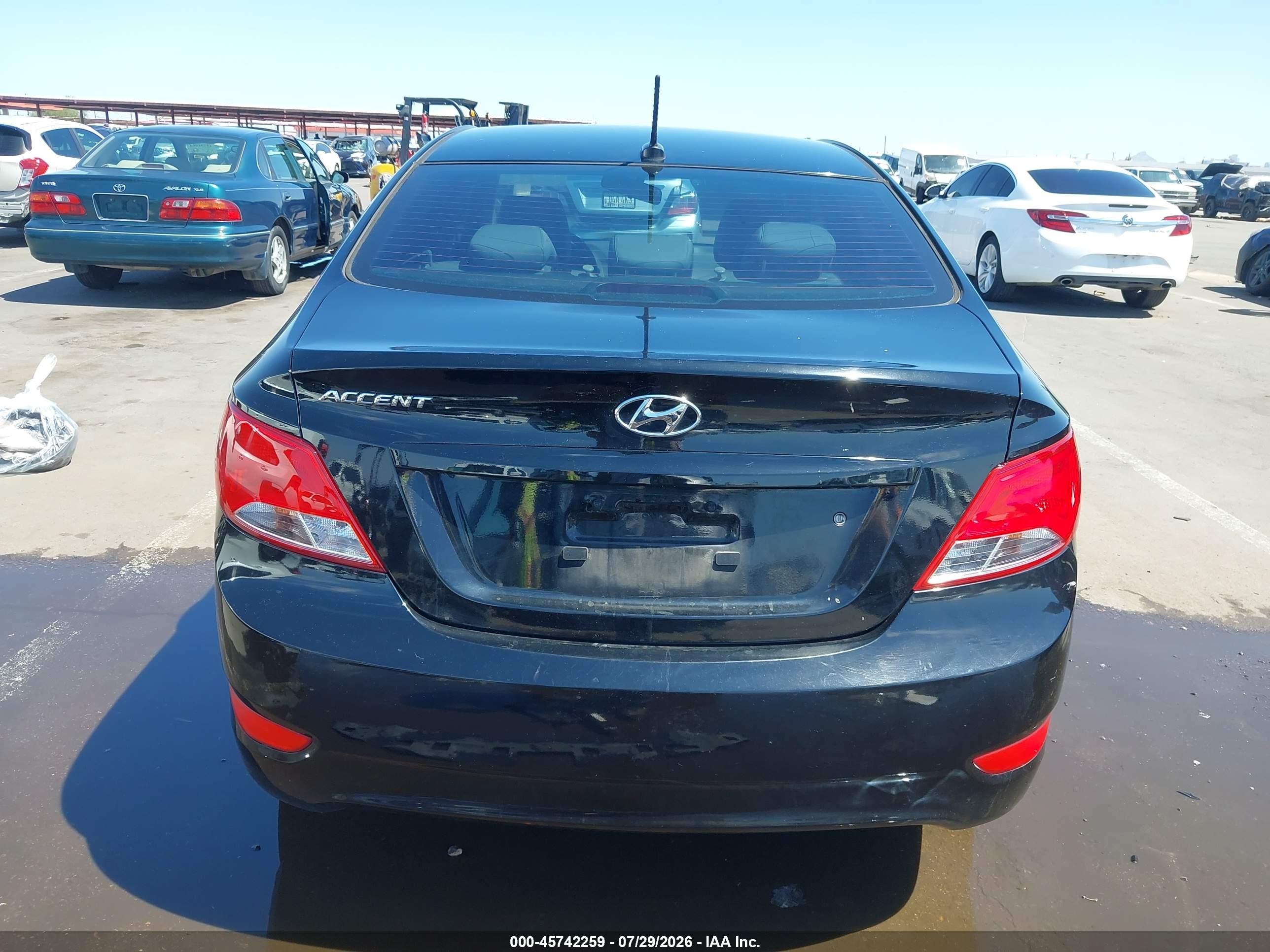 2015 Hyundai Accent Gls Черный vin: KMHCT4AE8FU926777