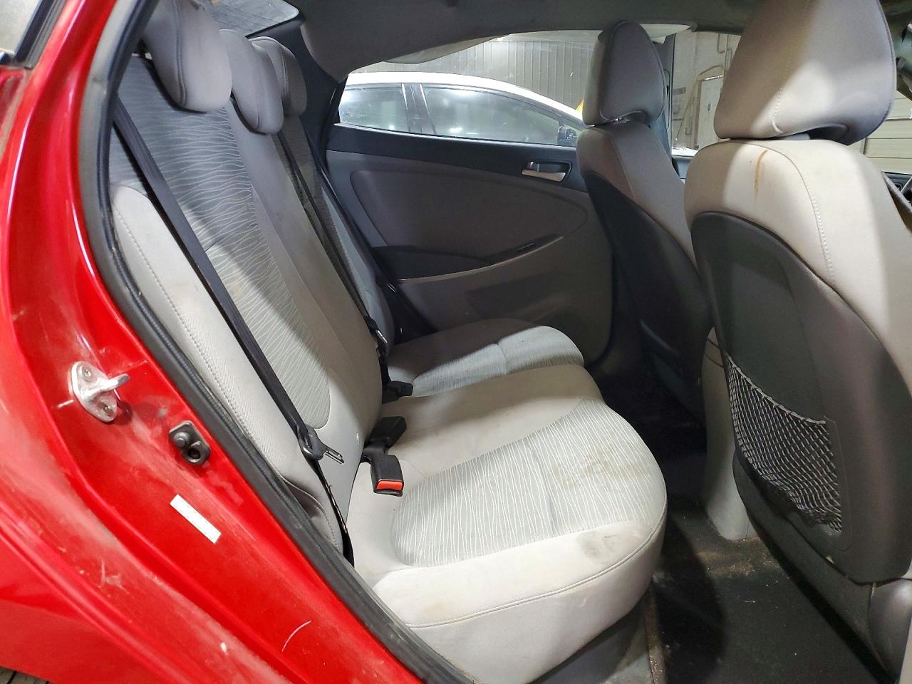 2015 Hyundai Accent Gls Red vin: KMHCT4AE8FU928500