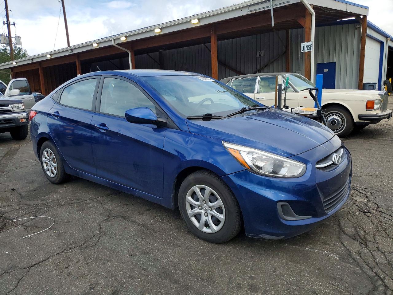 2016 Hyundai Accent Se Синий vin: KMHCT4AE8GU003782