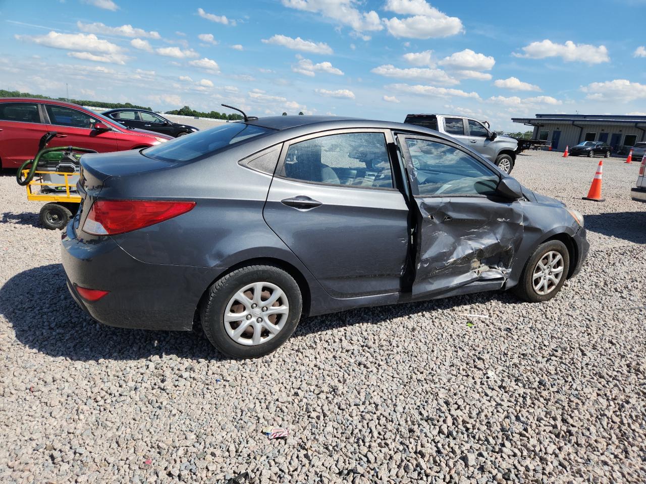 2012 Hyundai Accent Gls Gray vin: KMHCT4AE9CU242736