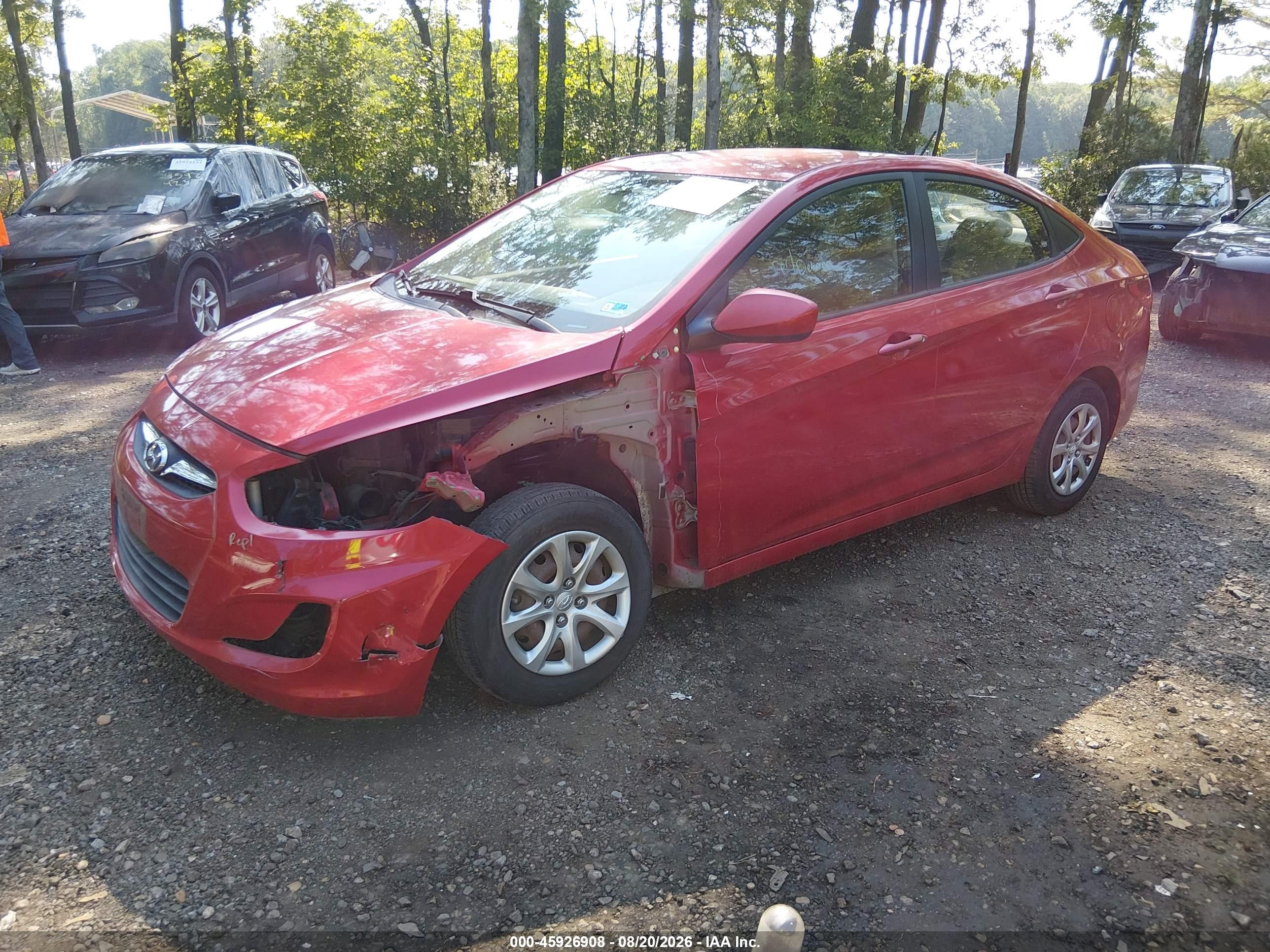 2012 Hyundai Accent Gls Red vin: KMHCT4AE9CU257611