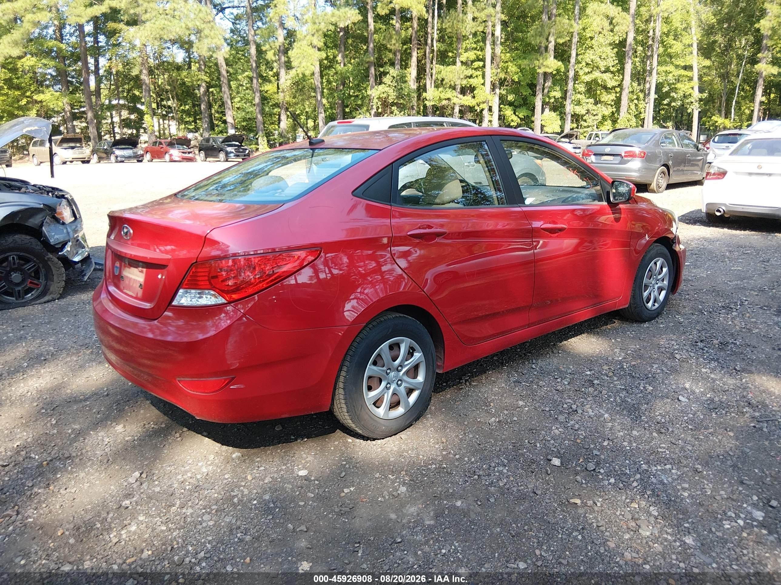 2012 Hyundai Accent Gls Red vin: KMHCT4AE9CU257611