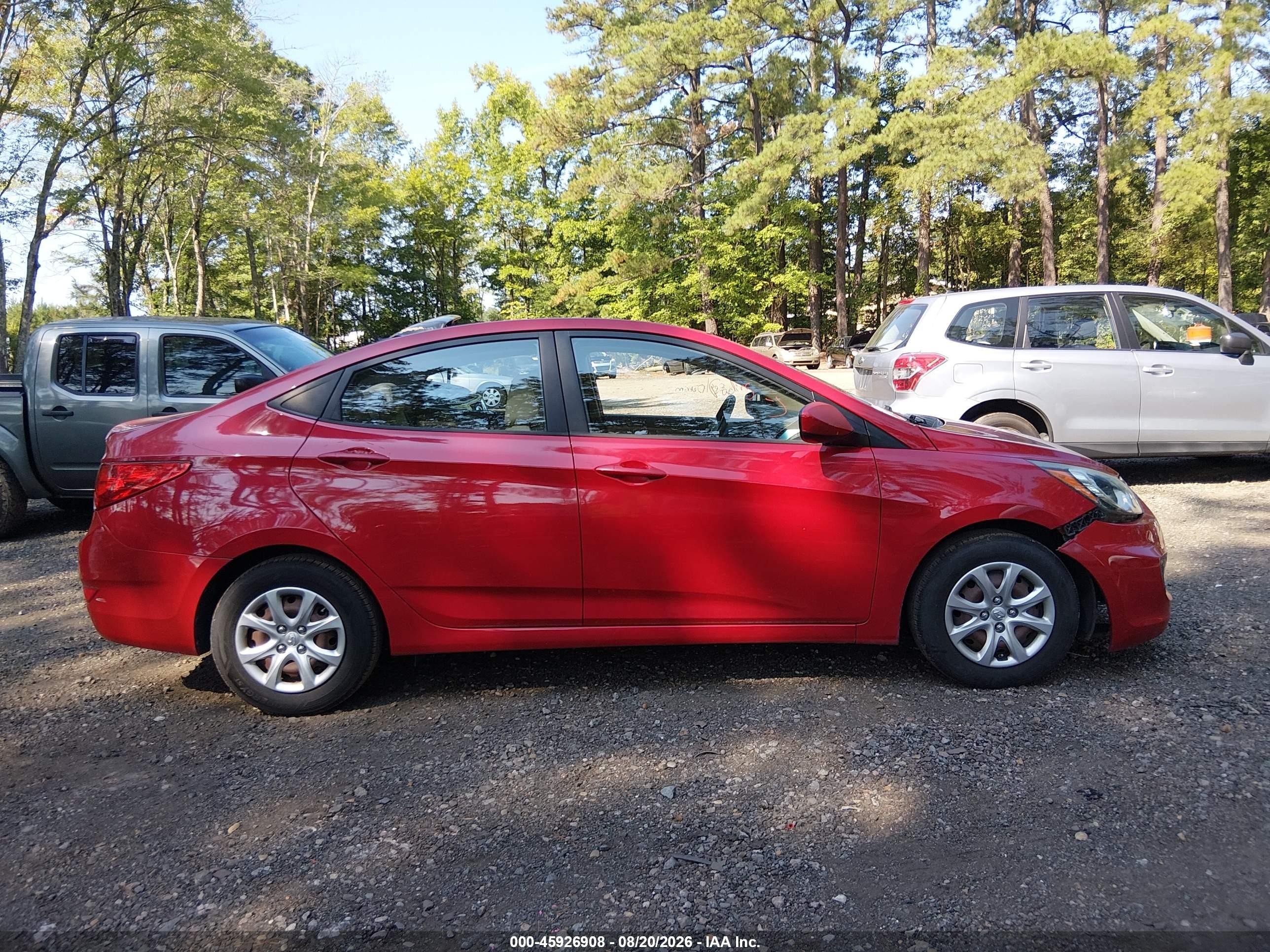 2012 Hyundai Accent Gls Red vin: KMHCT4AE9CU257611